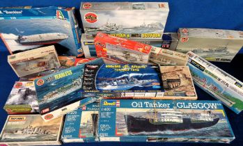 Model Kits, 17 unused boxed kits to include Airfix RMS Titanic 1:700, Revell USS Montrose 1:375,