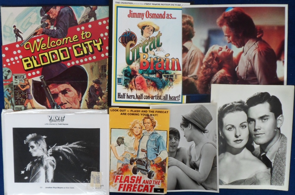 Entertainment, Film Memorabilia, a large qty. of items to include signed photos (Hayley Mills, Linda - Image 3 of 3