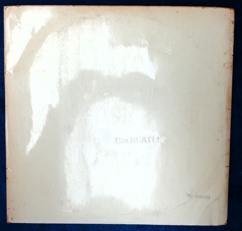 Music, The Beatles, The White Album No 0168435 (both discs a little grubby and sleeve dirty)