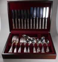 A silver plated Kings pattern canteen - for six place settings, including two table spoons.