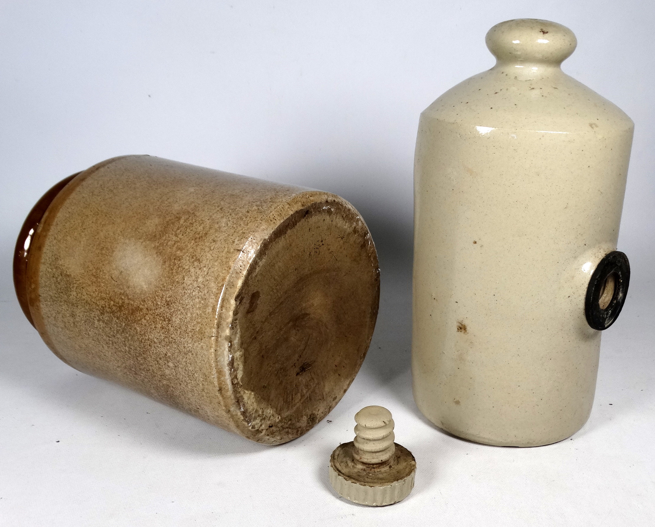 An early 20th century stoneware hot water bottle - length 24cm, together with four stoneware storage - Image 2 of 6