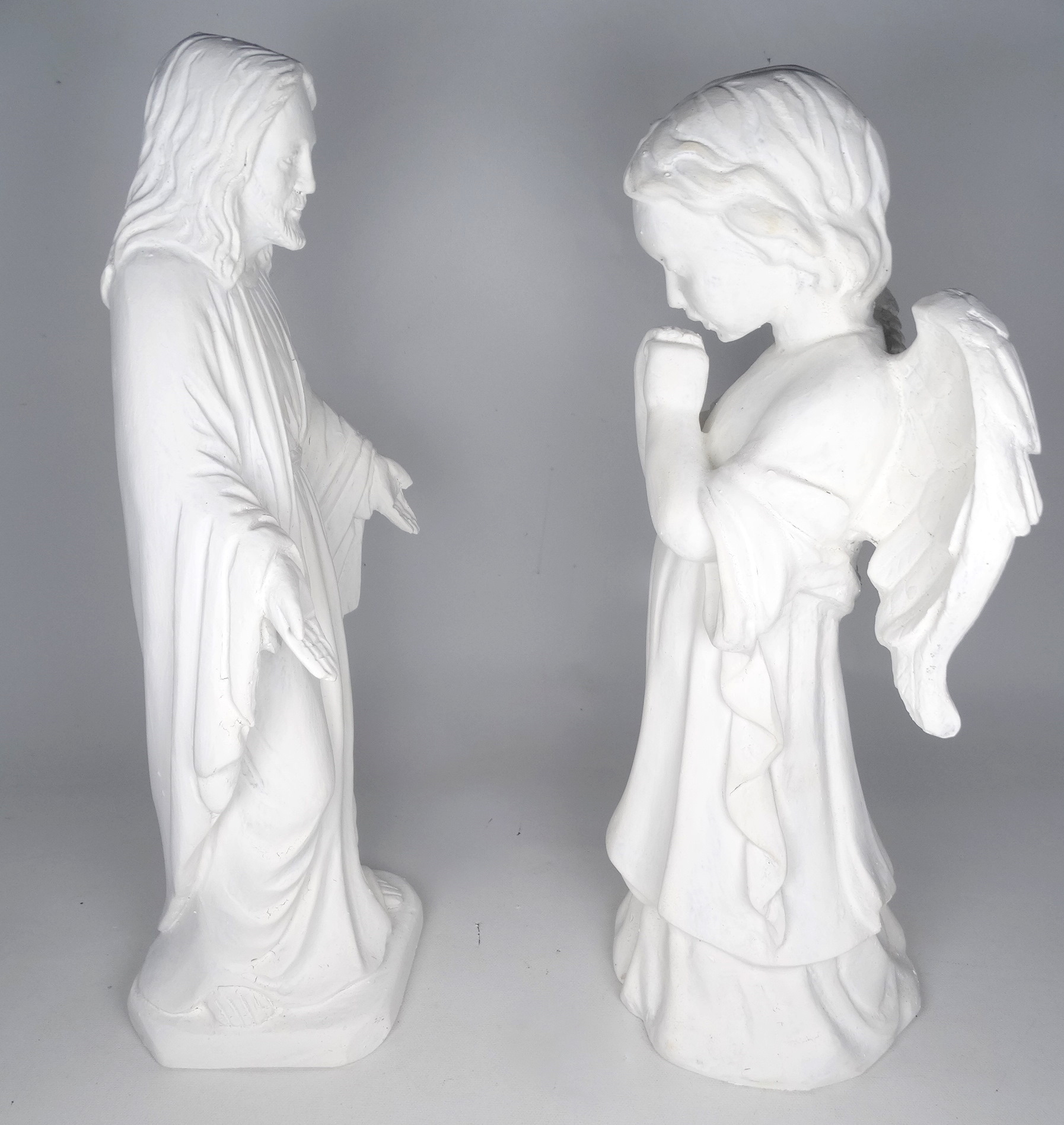 A plaster statue of an angel, height 36cm, together with a similar of Jesus, height 37cm. - Image 2 of 2