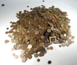 A large quantity of copper and nickel brass coinage - weight 16kg approximately.