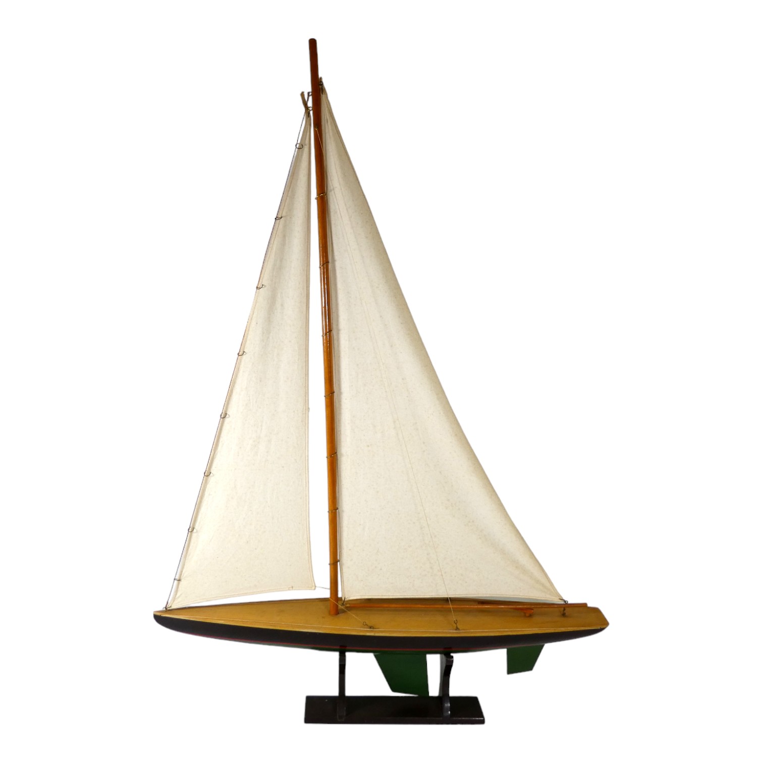 A 20th century pond yacht - Bermuda rig, with black hull, red boot line and green hull, height