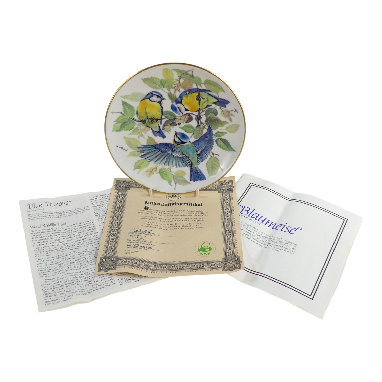 A Royal Worcester 'Heritage' plate - Scale Blue, diameter 21cm, boxed, together with two Bradford - Image 6 of 8
