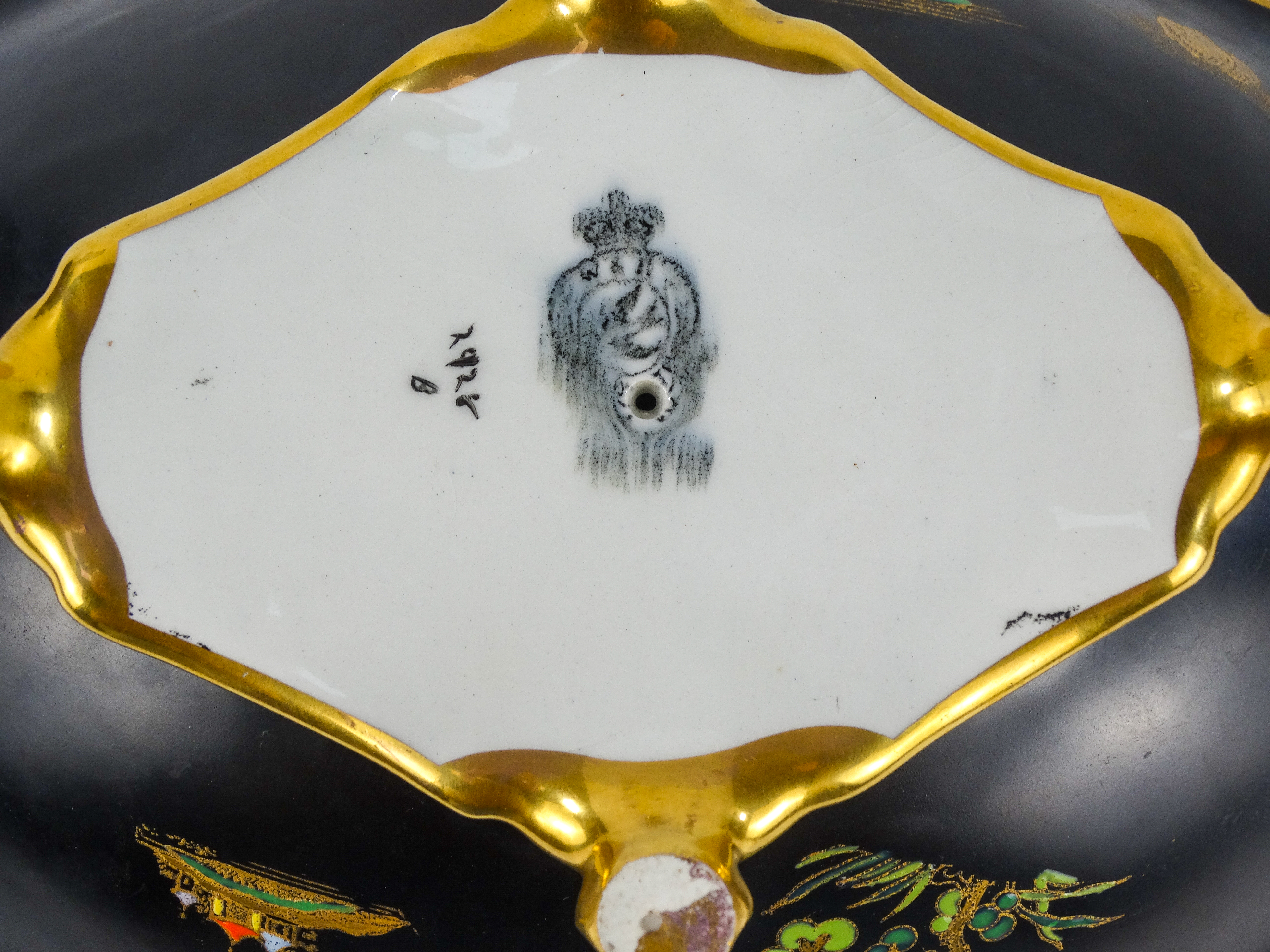 A Carlton Ware Chinoiserie pattern oval dish - with twin handles, width 33cm, together with - Image 9 of 9