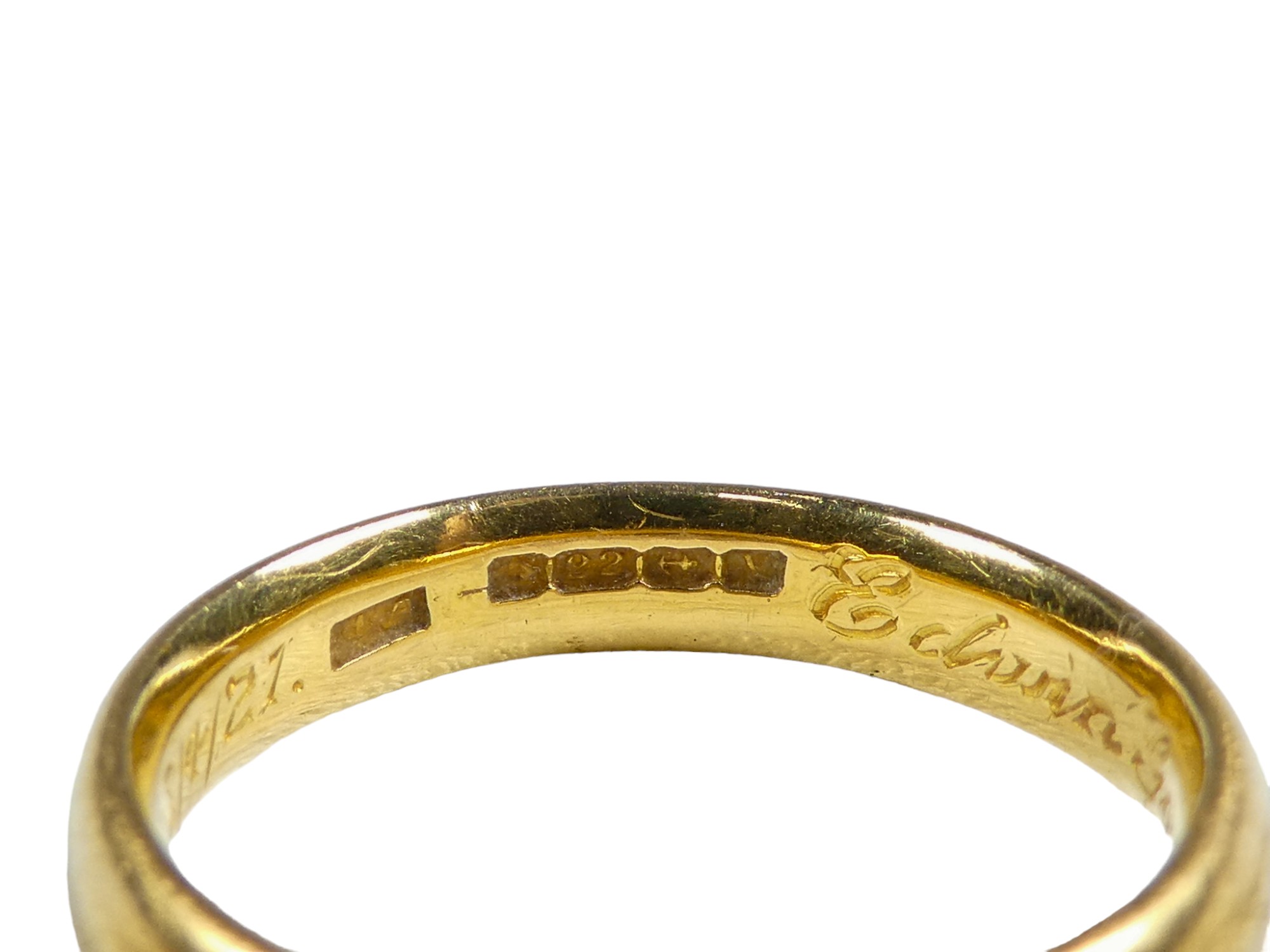 A 22ct gold gentleman's wedding band - size T, weight 7.9g. - Image 3 of 3