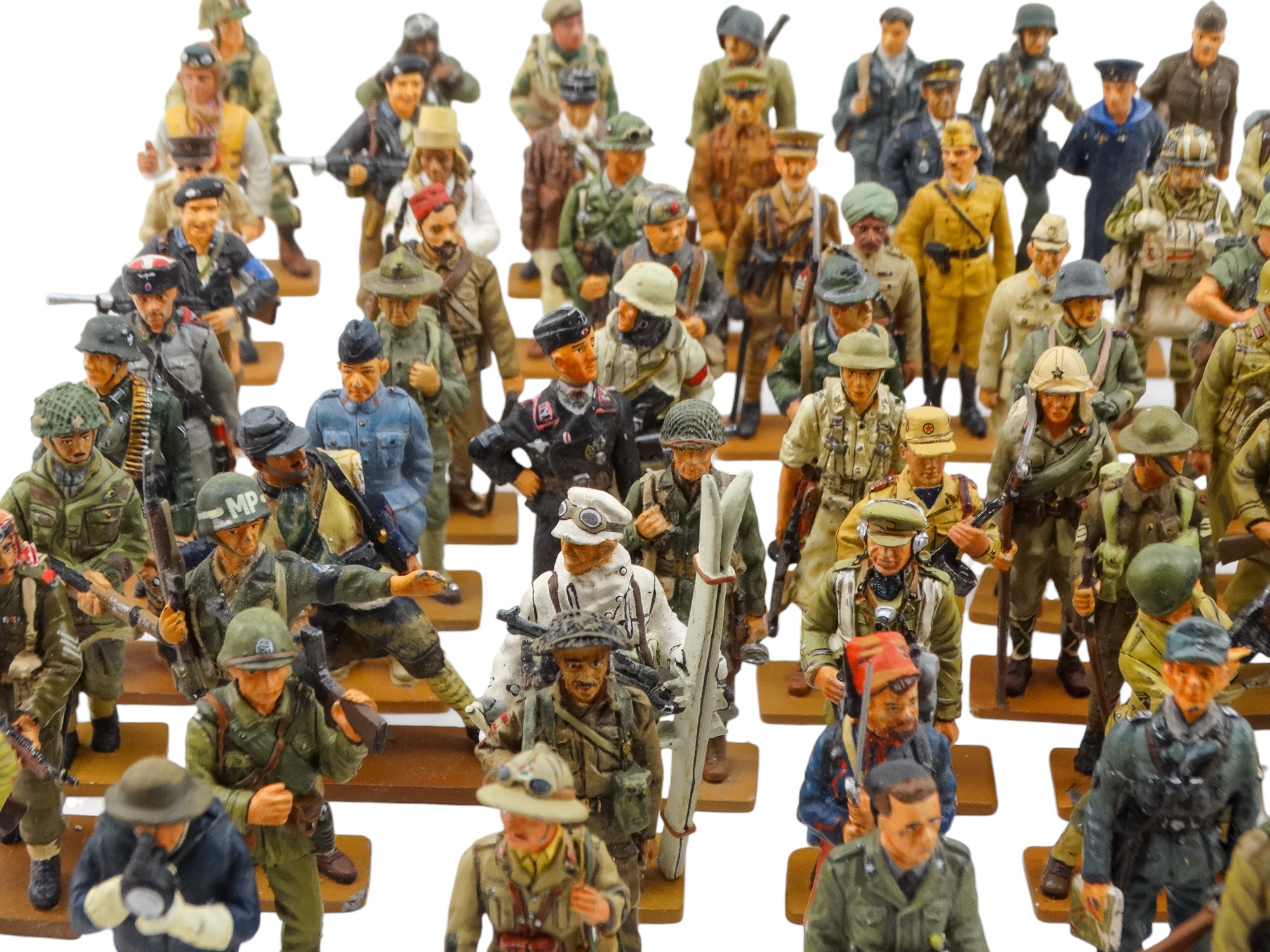 A collection of ninety late 20th century collector's lead soldiers - the figures presented in - Image 3 of 7