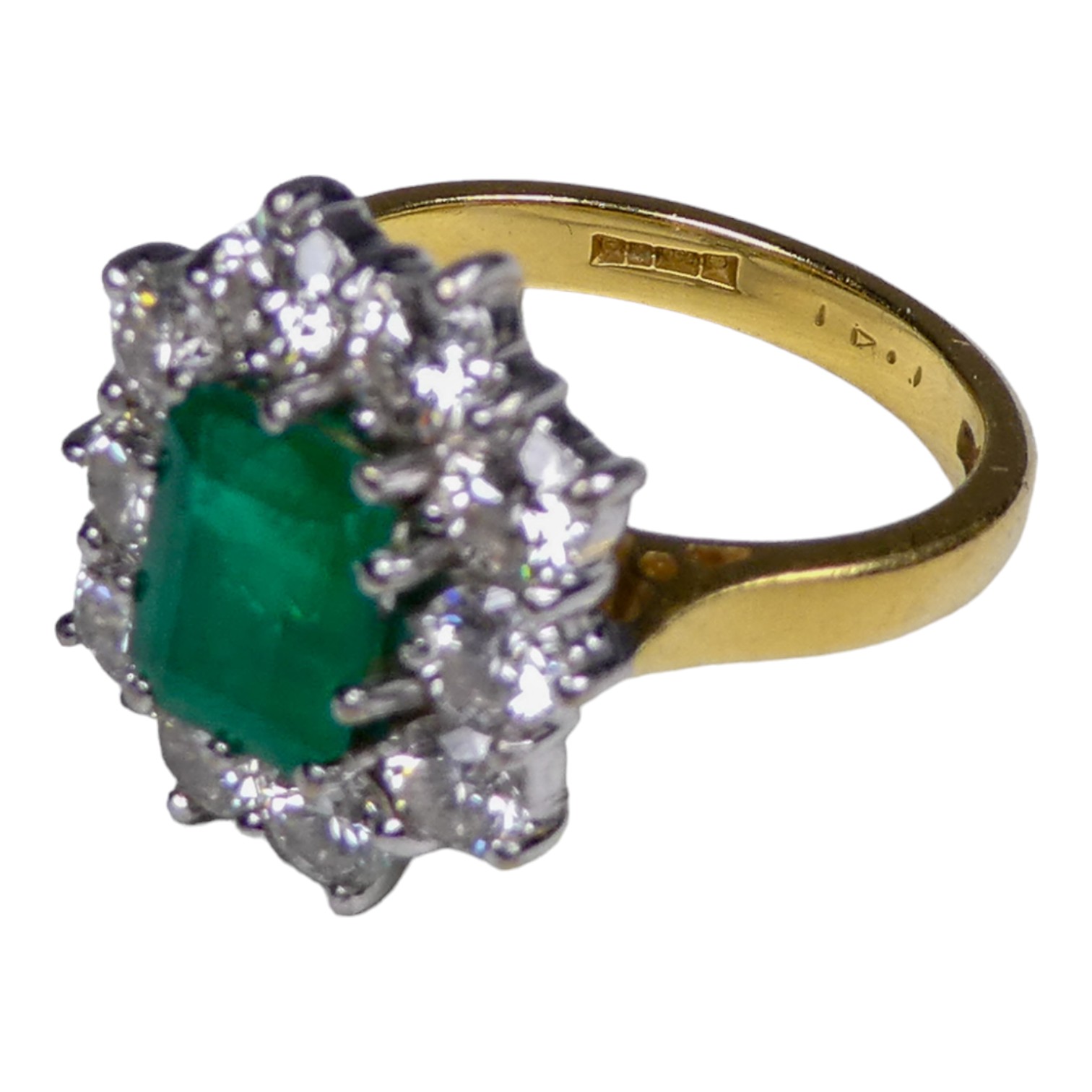 An 18ct yellow gold emerald and diamond cluster ring - size M/N, weight 8.5g. - Bild 3 aus 3