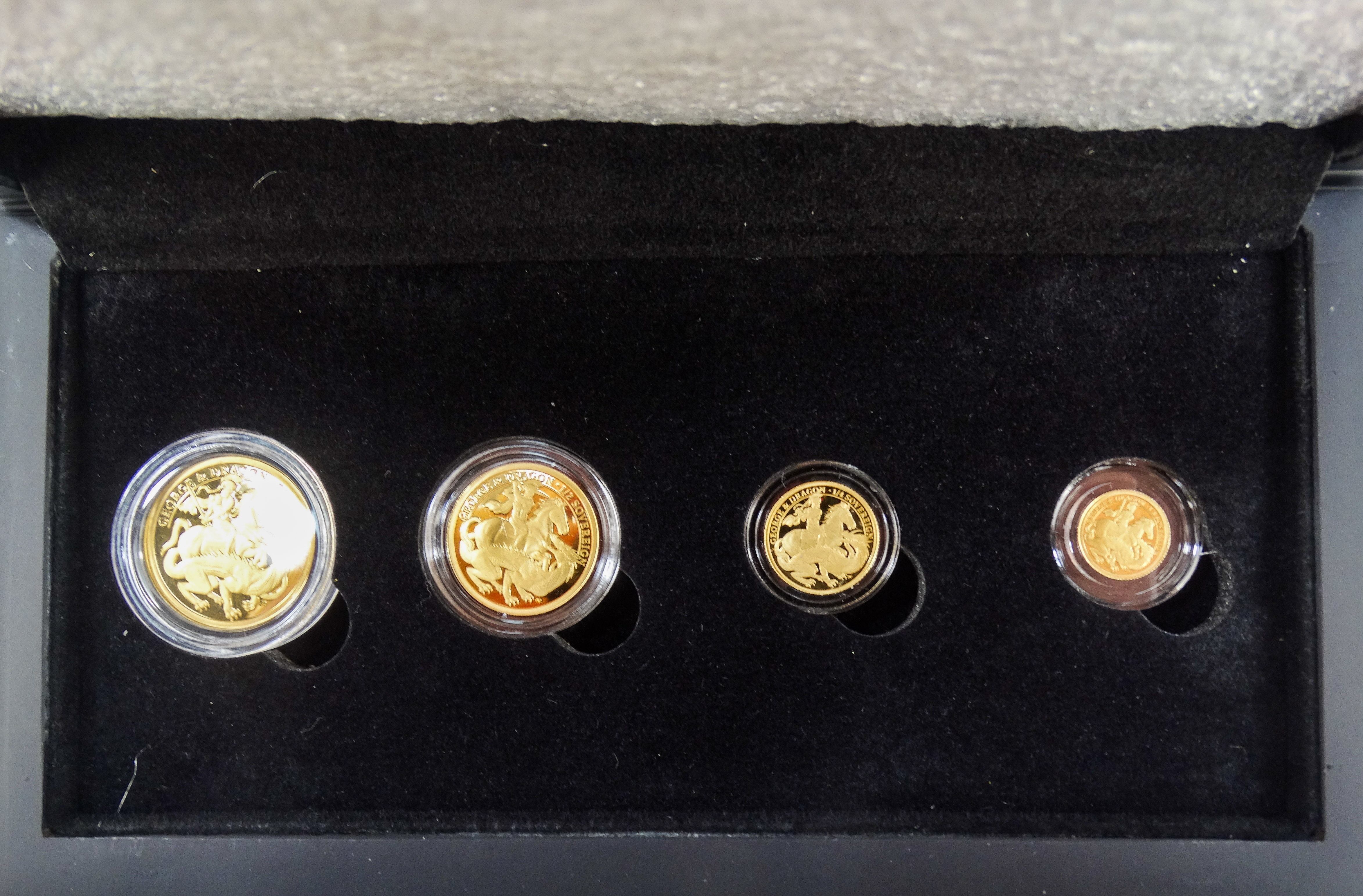 Hattons of London commemorative set of gold coins - 2021 200th anniversary, comprising sovereign, - Image 2 of 4