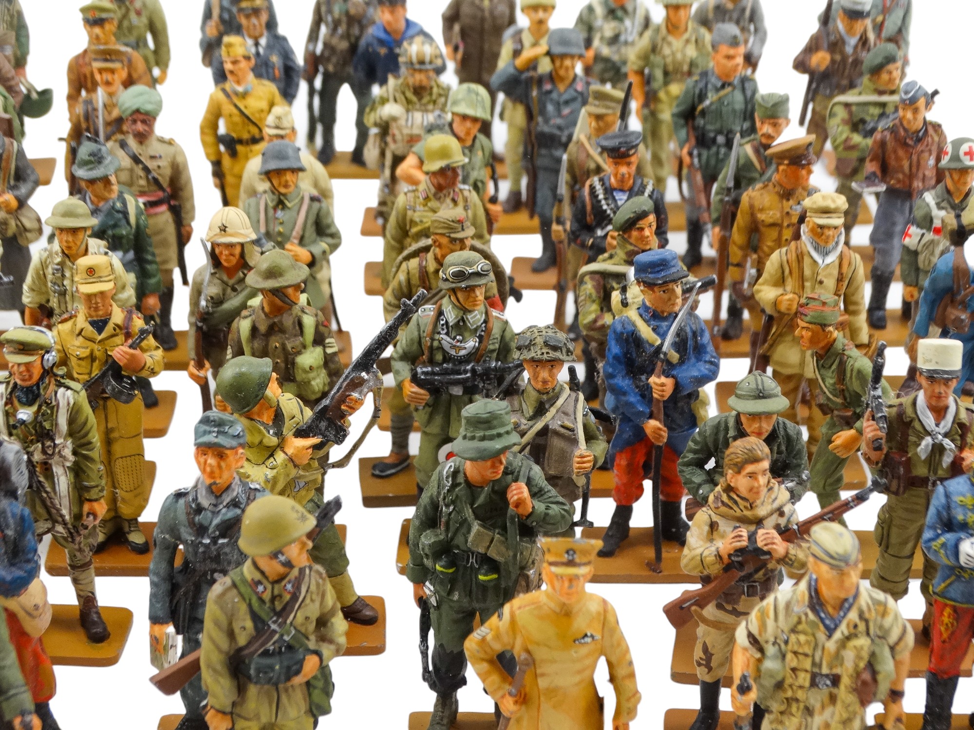 A collection of ninety late 20th century collector's lead soldiers - the figures presented in - Image 4 of 7