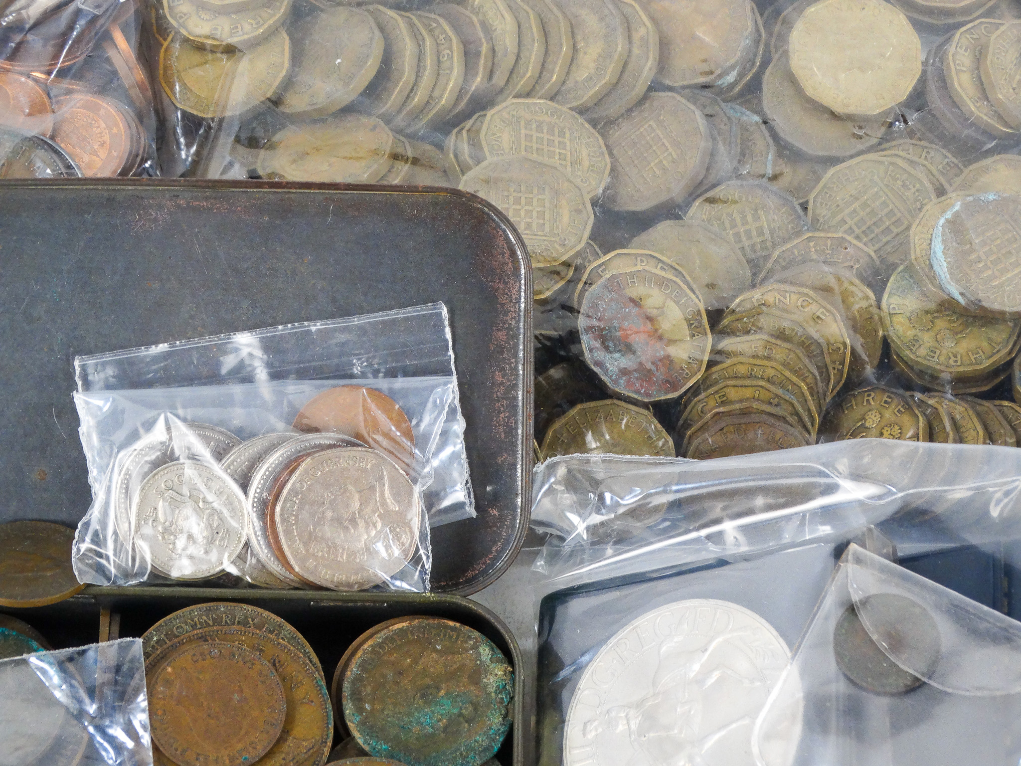 A quantity of coinage - mostly UK post decimal, together with other earlier and foreign. - Image 2 of 3