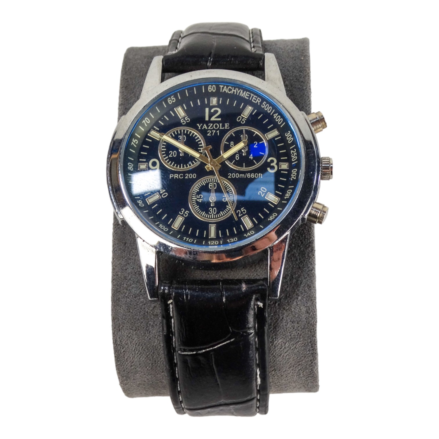 A Yazole stainless steel cased gentleman's wristwatch - the blue dial with subsidiary dials, with