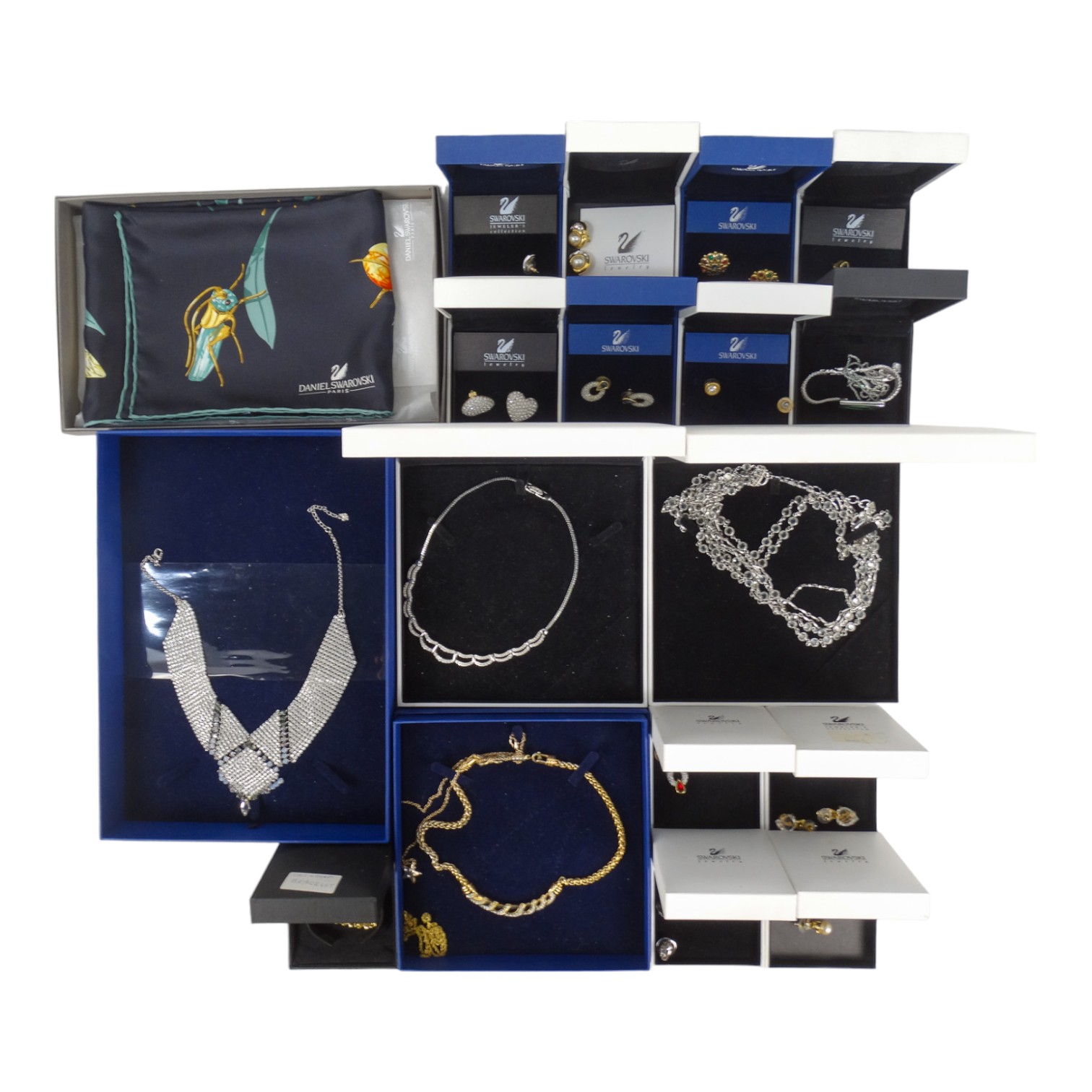 A quantity of Swarovski costume jewellery - many items with original retail boxes - Image 2 of 9