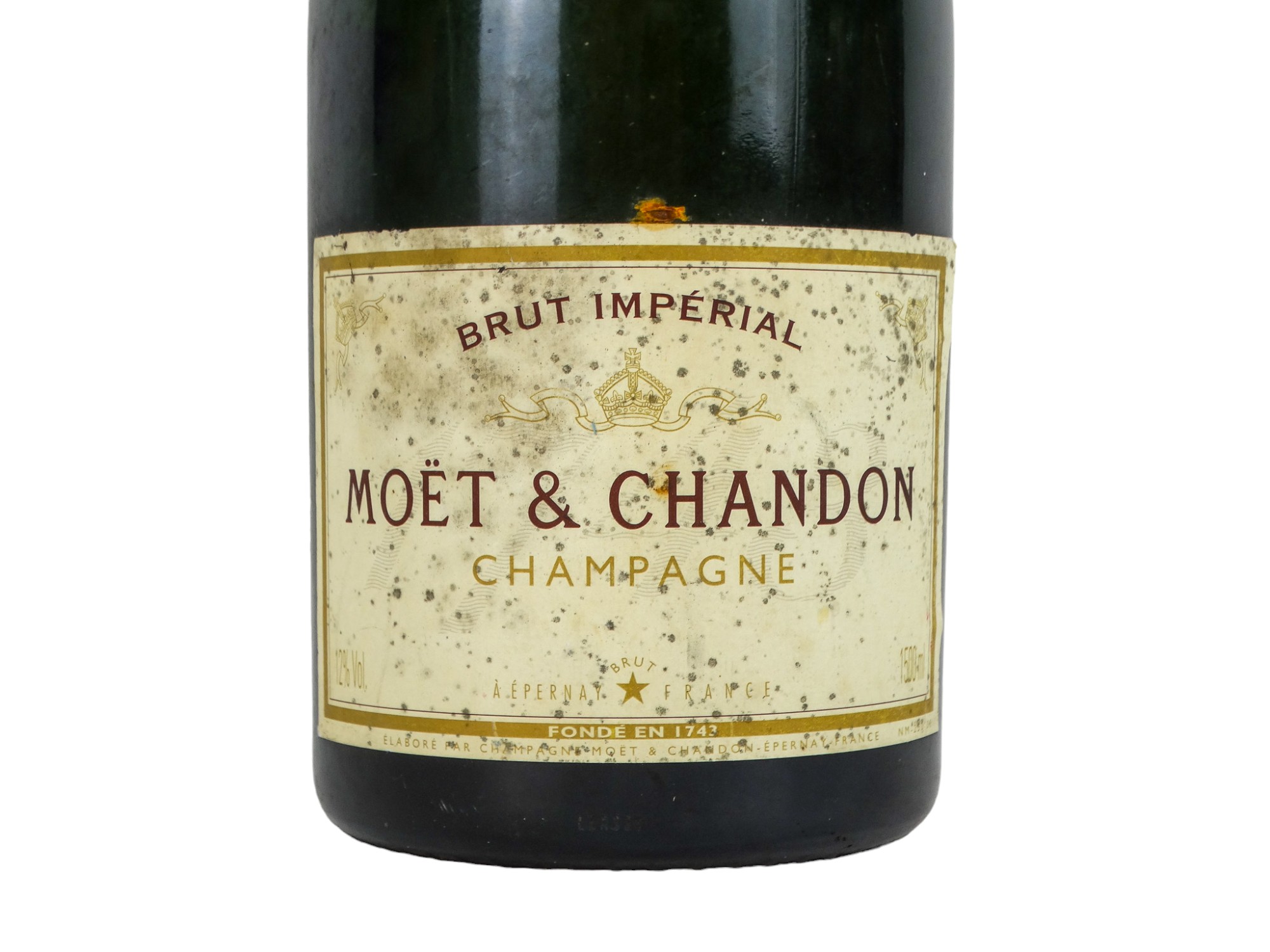 A magnum bottle of Moet & Chandon champagne. - Image 2 of 7