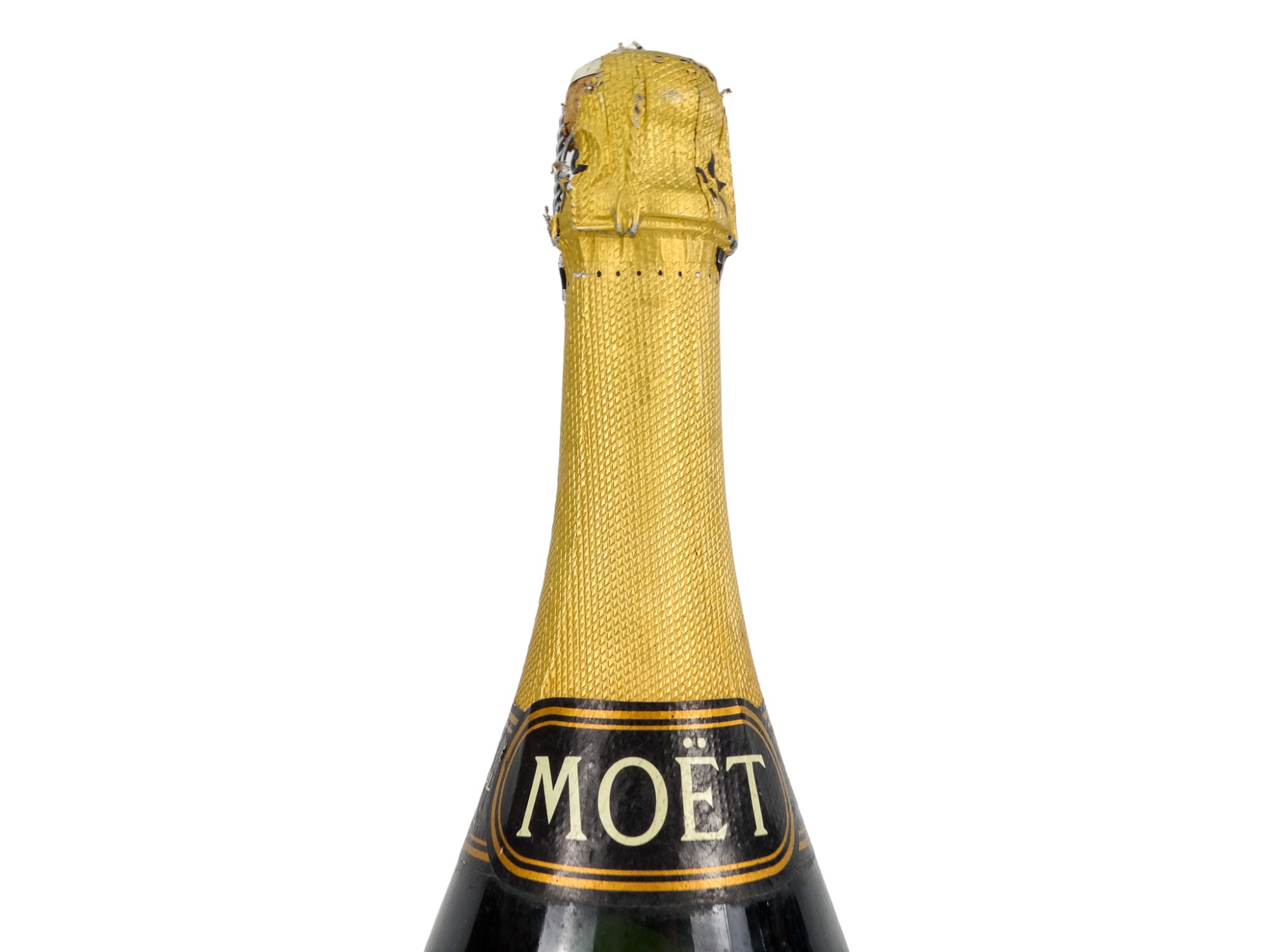 A magnum bottle of Moet & Chandon champagne. - Image 4 of 7