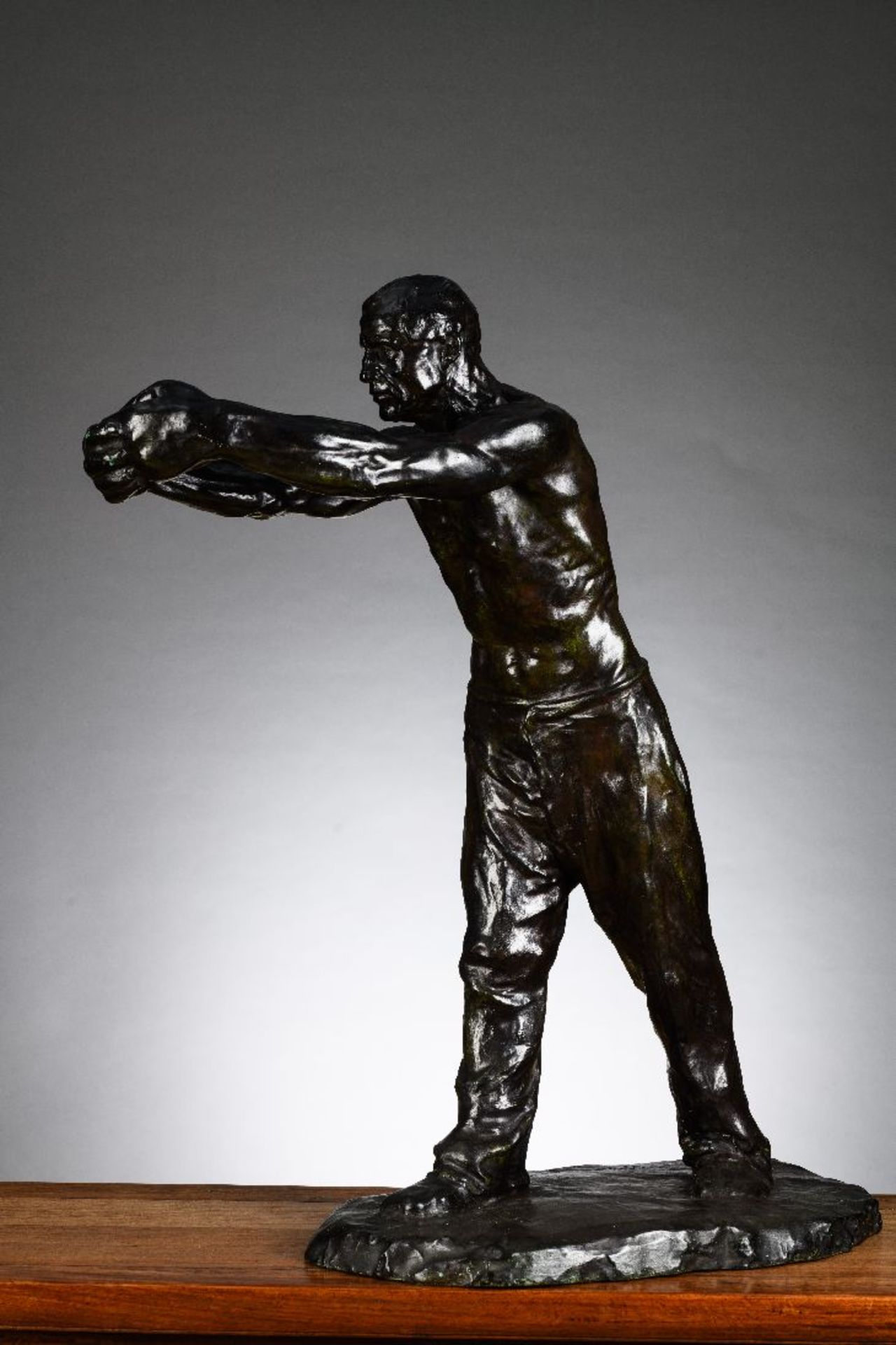 George Minne (1912): bronze statue 'the docker'