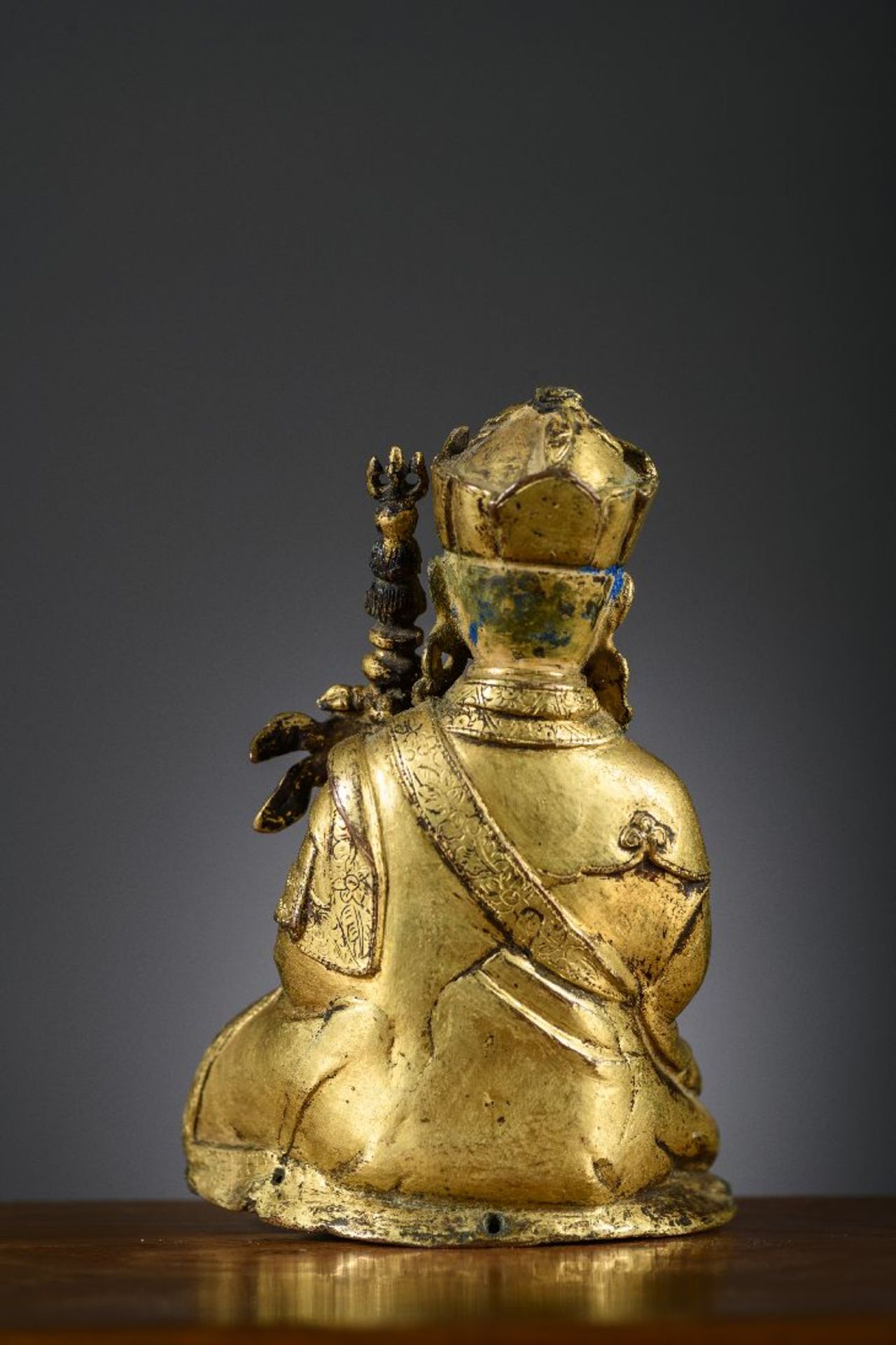 Gilded statue 'Padmasambhava', Tibet 16th - 17th century - Image 3 of 9