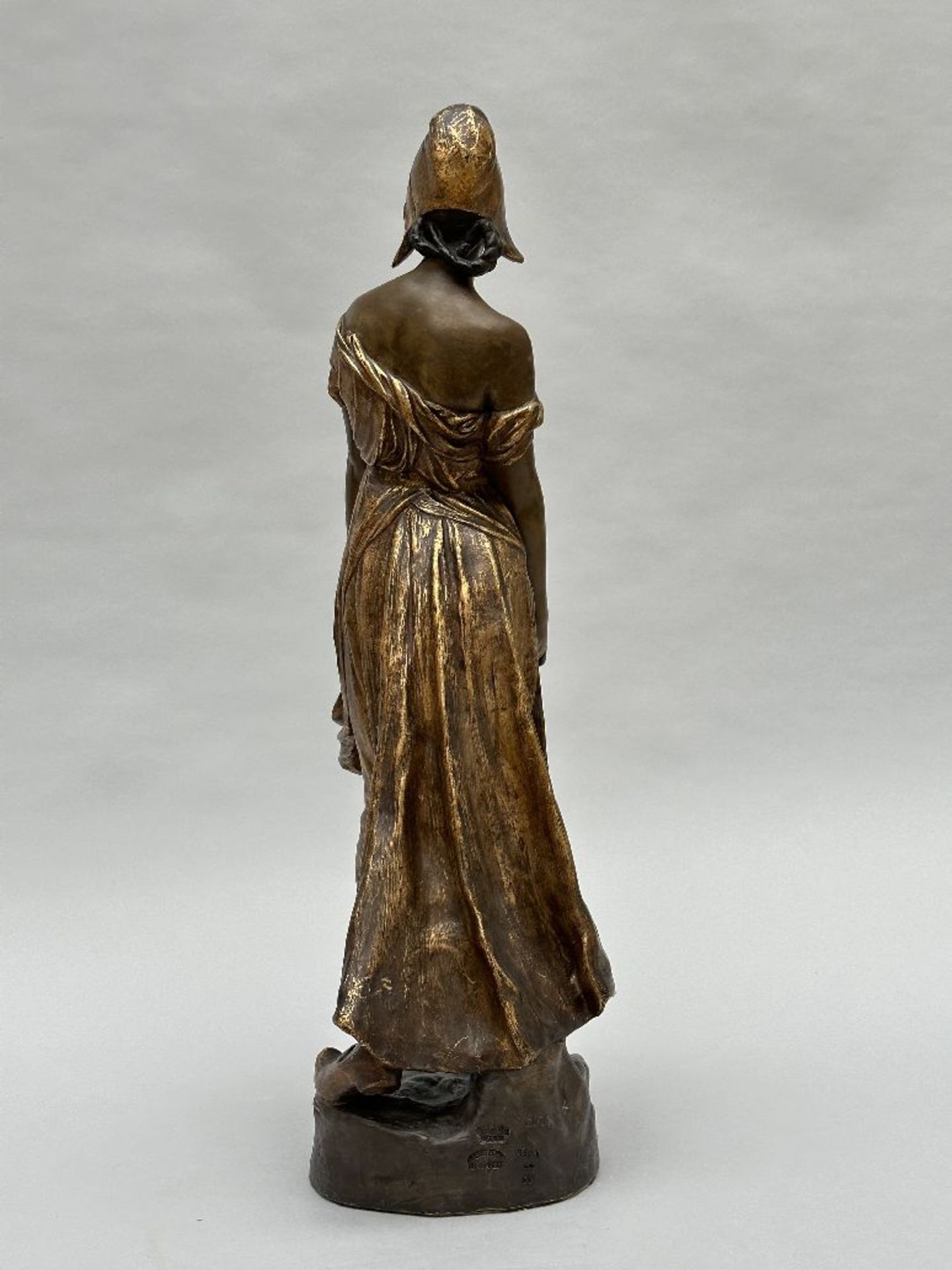 Frederick Goldscheider: terracotta sculpture 'lady with jug' - Image 4 of 7