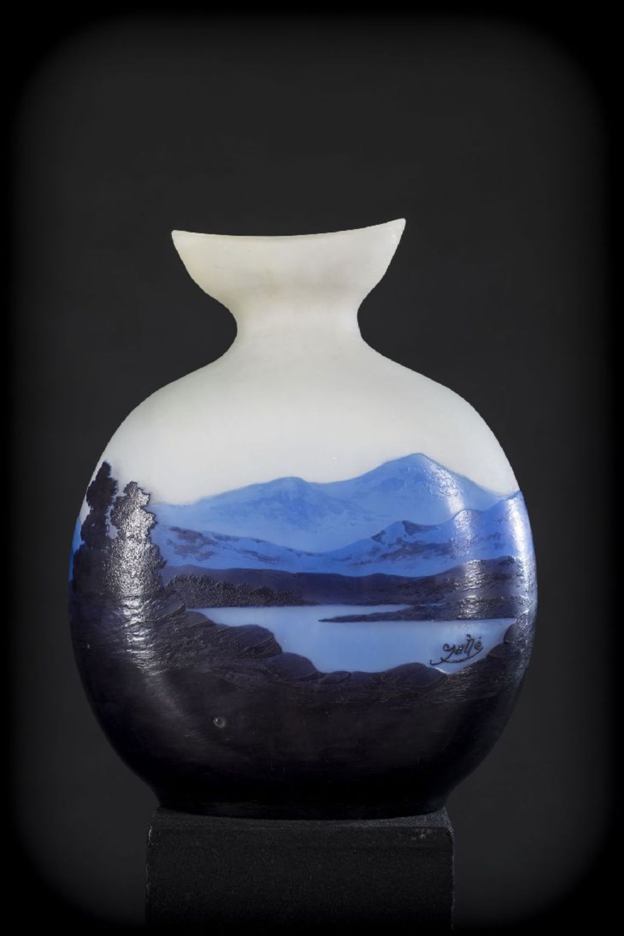 Emile Gallé: glass paste vase 'la ligne bleu des Vosges'