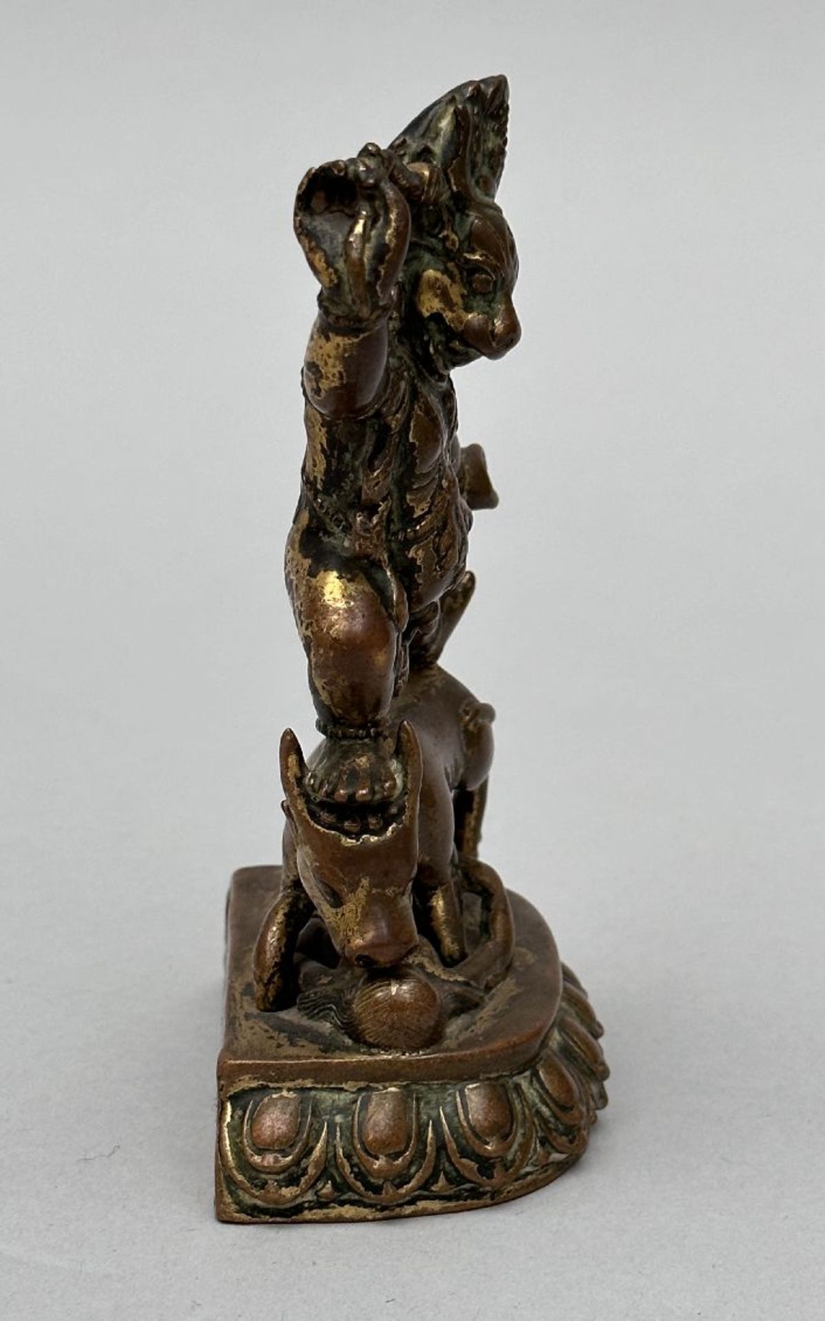 Buddhist statue in gilded bronze 'Yamantaka', 17th - 18th century - Image 9 of 9