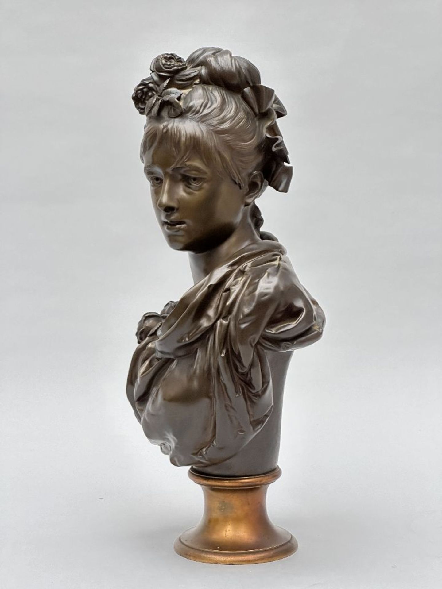 Auguste Joseph Carrier: bust in bronze 'young lady with flowers' - Image 3 of 5
