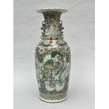 Chinese vase in verte Canton porcelain 'loving couples', 19th century (*)