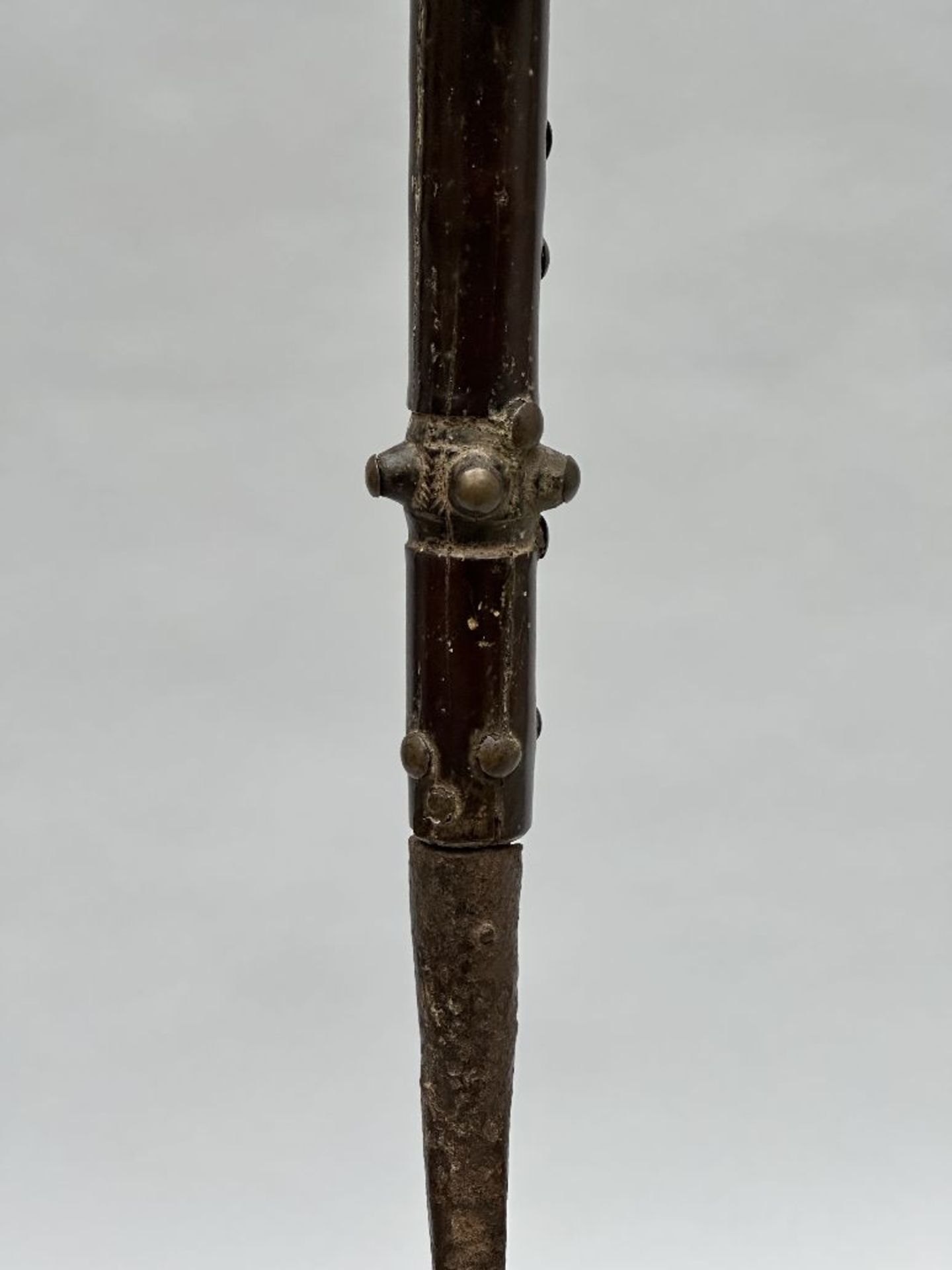 African weapon decorated with masks - Image 4 of 6