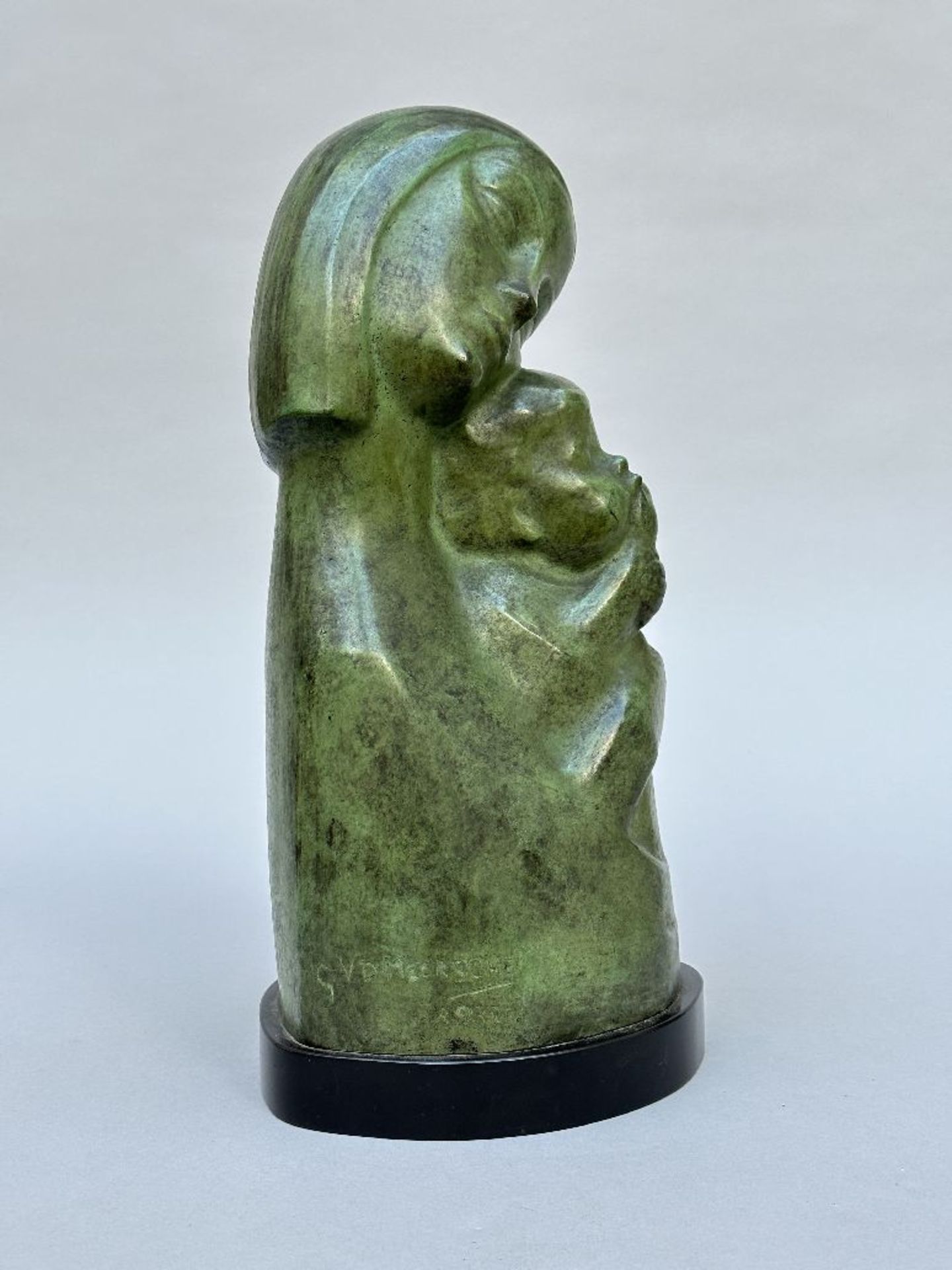 Gustave van den Meersche (1923): bronze statue 'mother and child' - Image 4 of 7