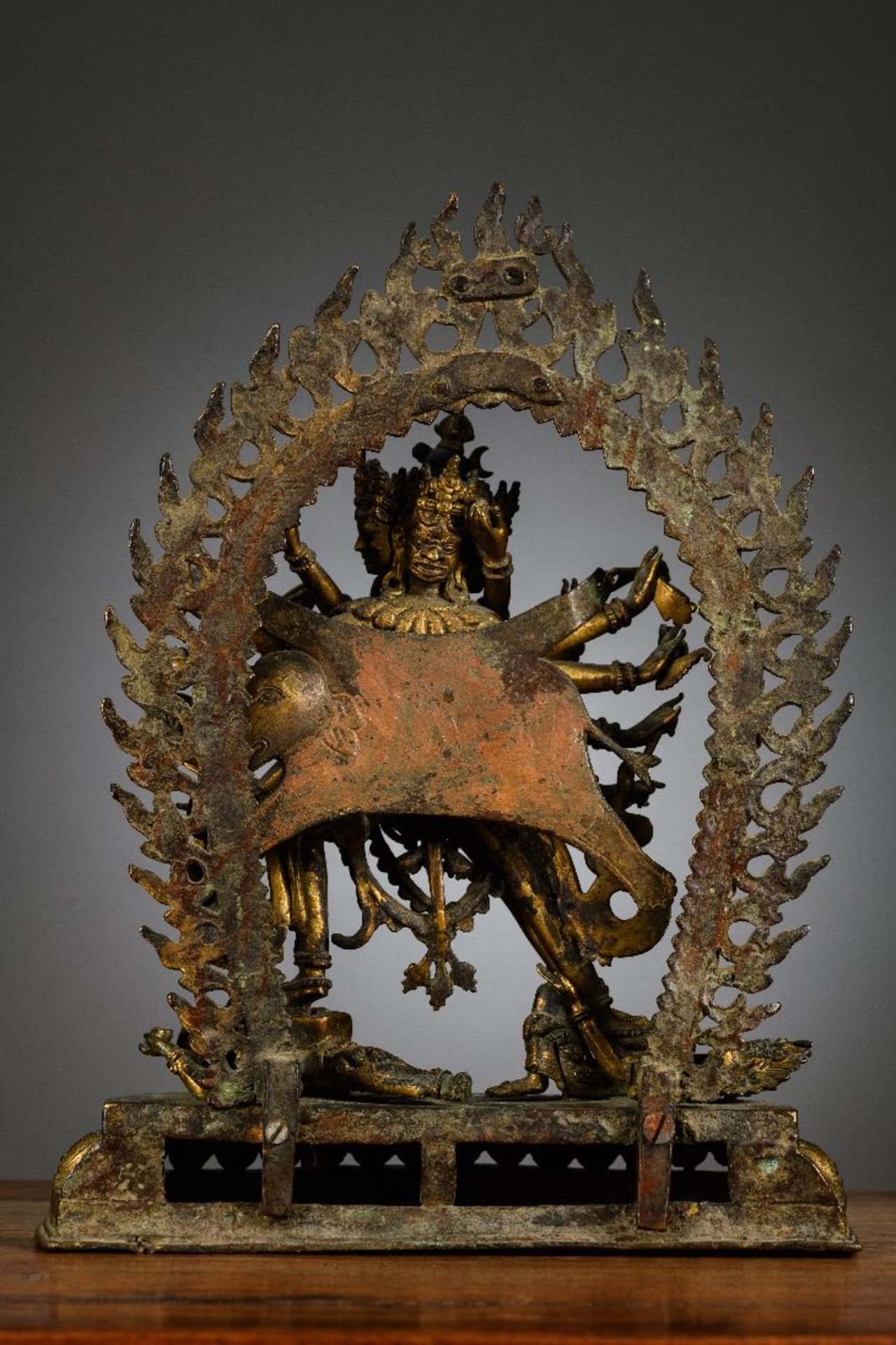 Large bronze Nepalese statue 'Chakrasamvara', 18th - 19th century - Image 8 of 9