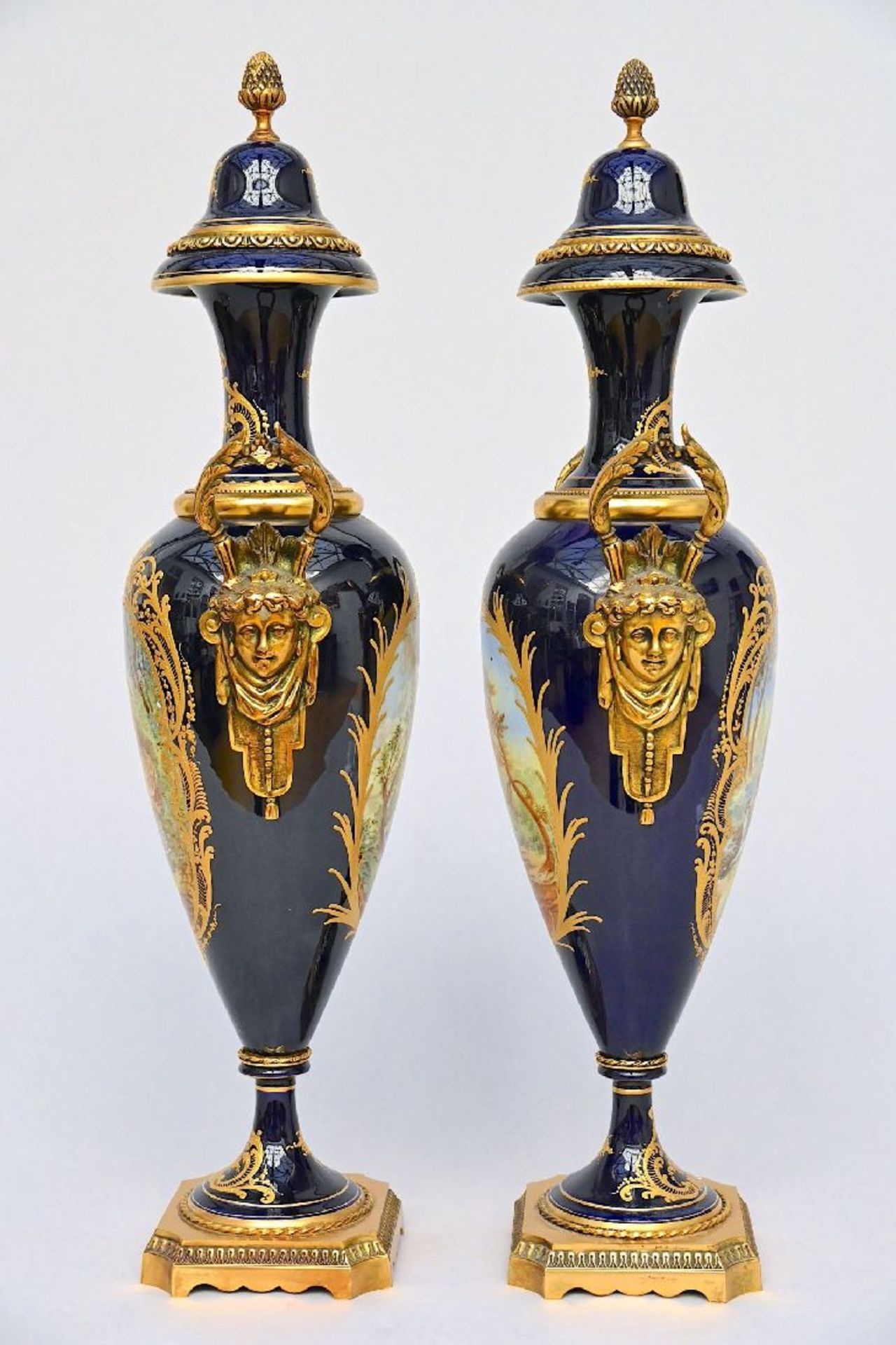 Pair of Sèvres style porcelain vases - Image 3 of 6