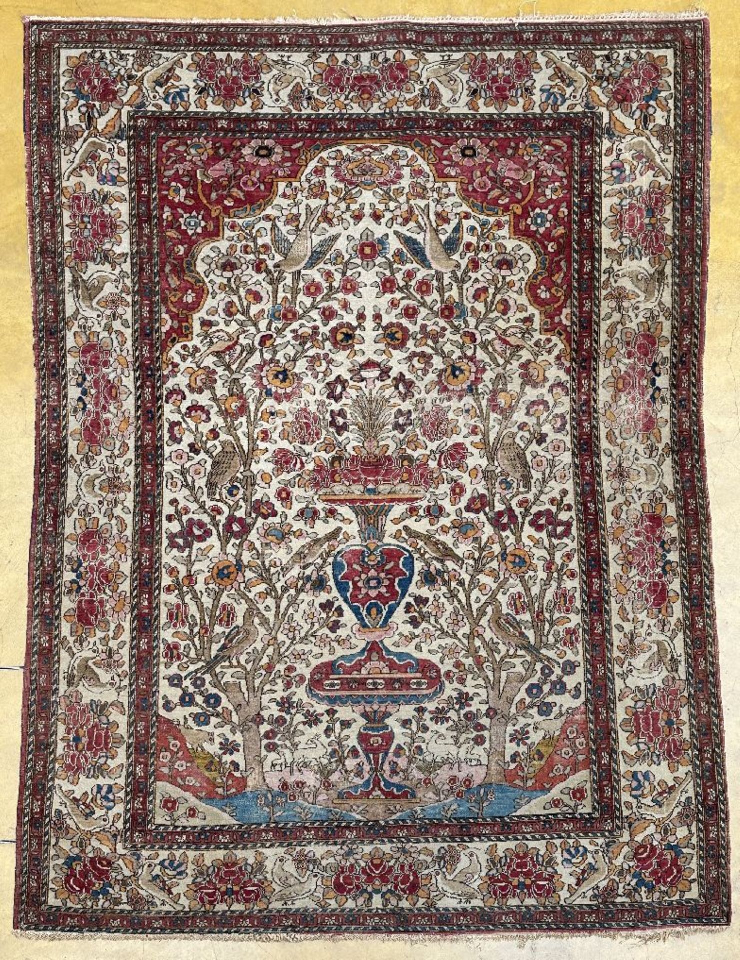 Persian carpet 'tree of life with flowers' (*)