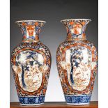 A pair of large Imari vases, Japan 19th century (*)