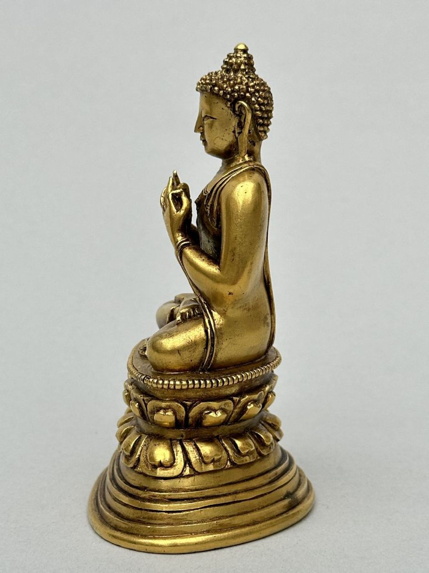 A bronze statue 'Buddha', China 18th century - Image 9 of 9