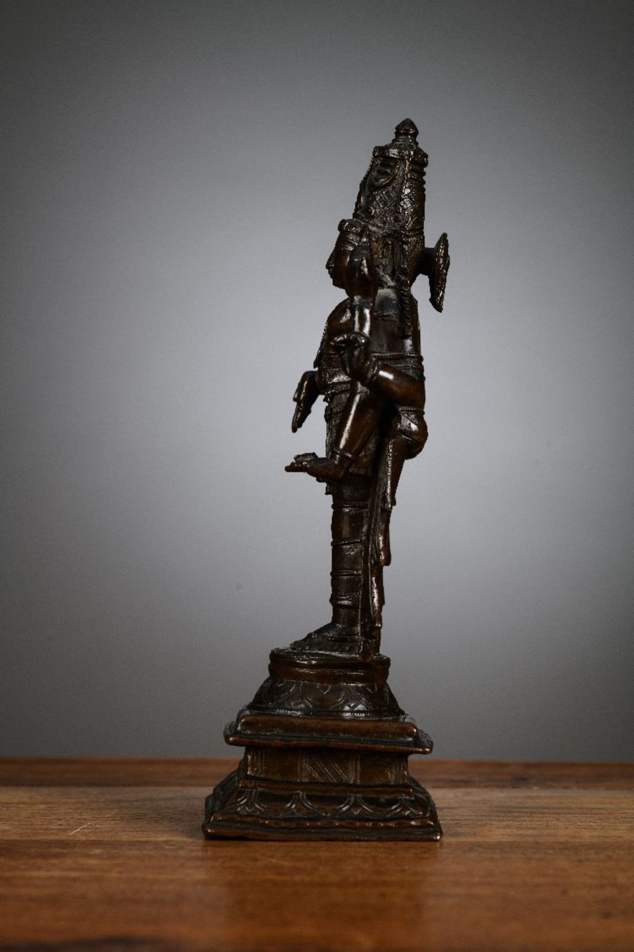 Indian statue in bronze 'Vishnu', 17th - 18th century - Image 3 of 9