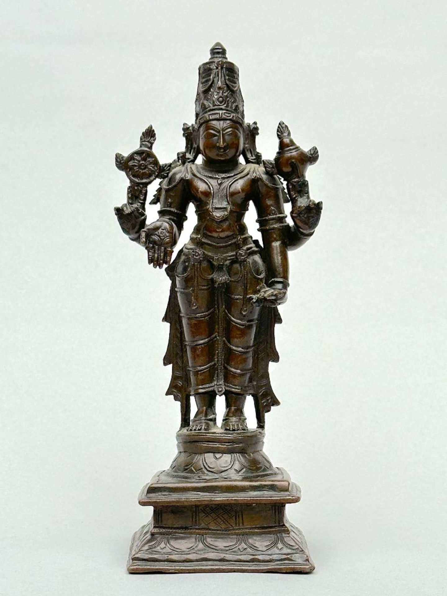 Indian statue in bronze 'Vishnu', 17th - 18th century - Image 7 of 9