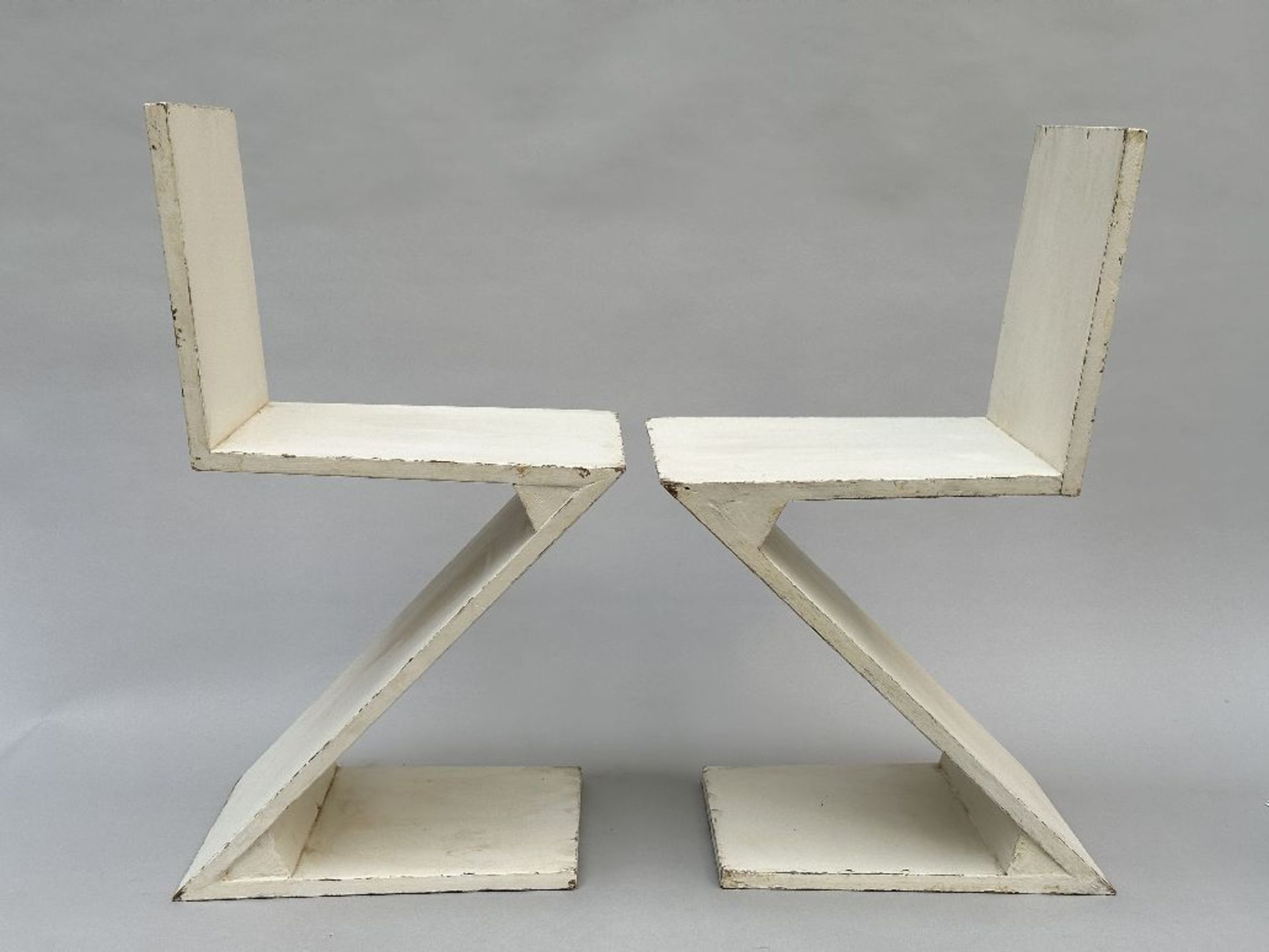 Gerrit Rietveld (copy after): two zig-zag chairs - Image 2 of 7