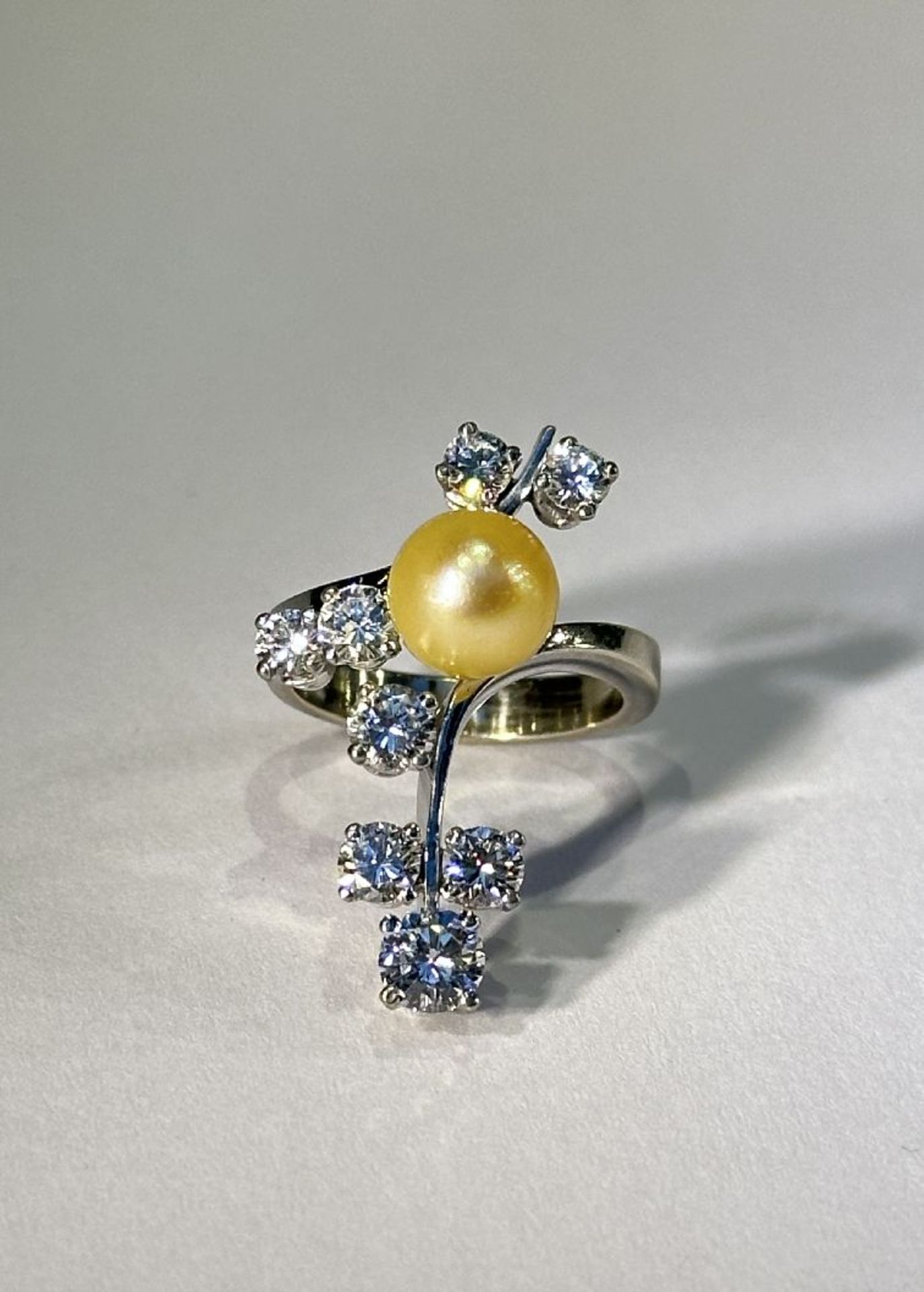 Ring with 8 brilliants and a pearl - Bild 3 aus 5