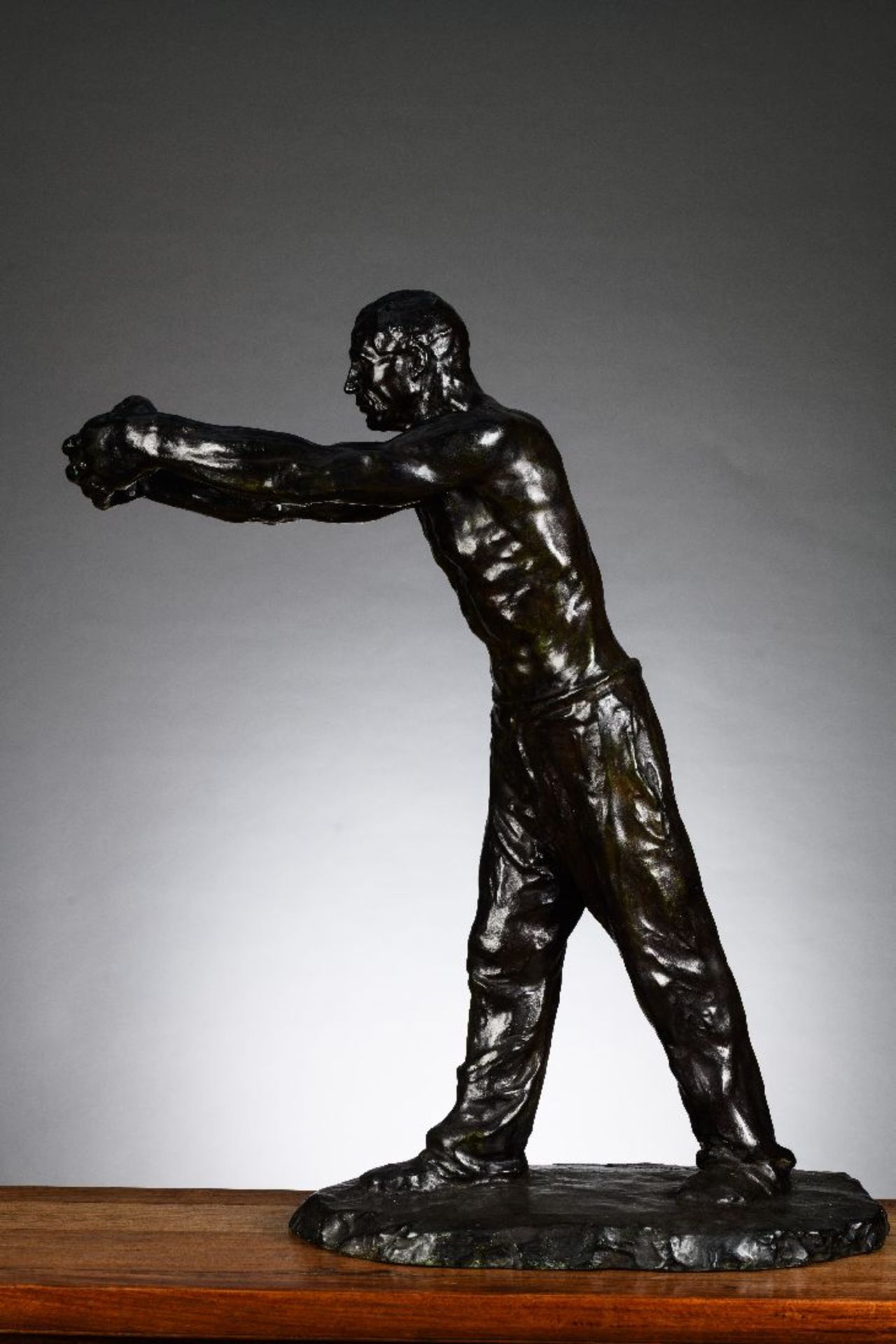 George Minne (1912): bronze statue 'the docker' - Image 2 of 9