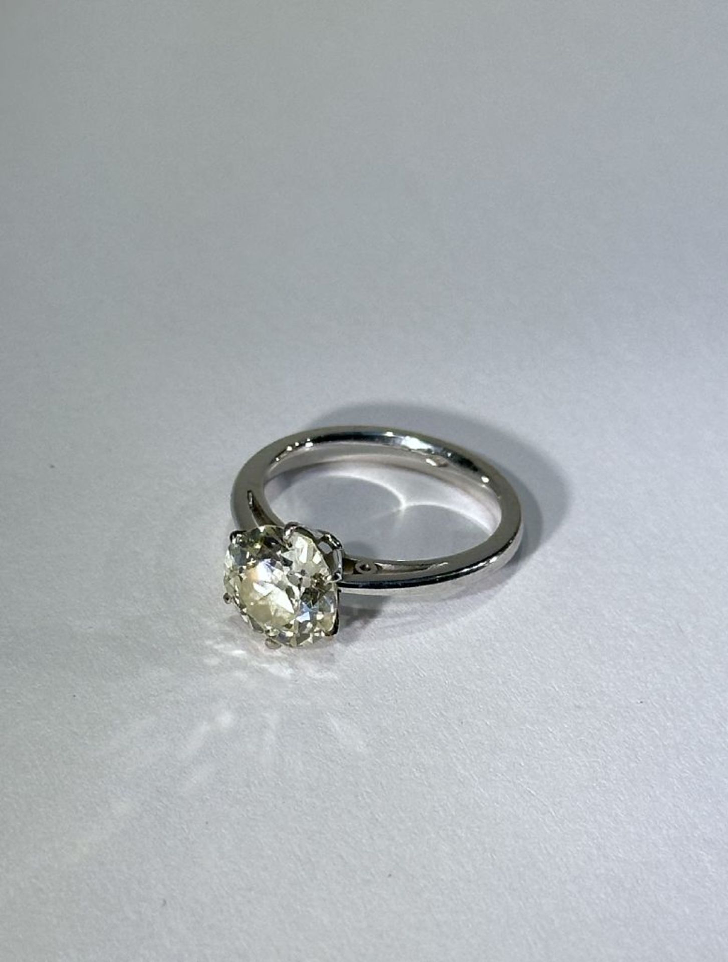Ring in white gold (new frame) with diamond of approximately 2.5ct (old cut) - Image 6 of 8