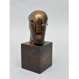 Silverio Rivas: statue in bronze 'head' (ed 88/90)
