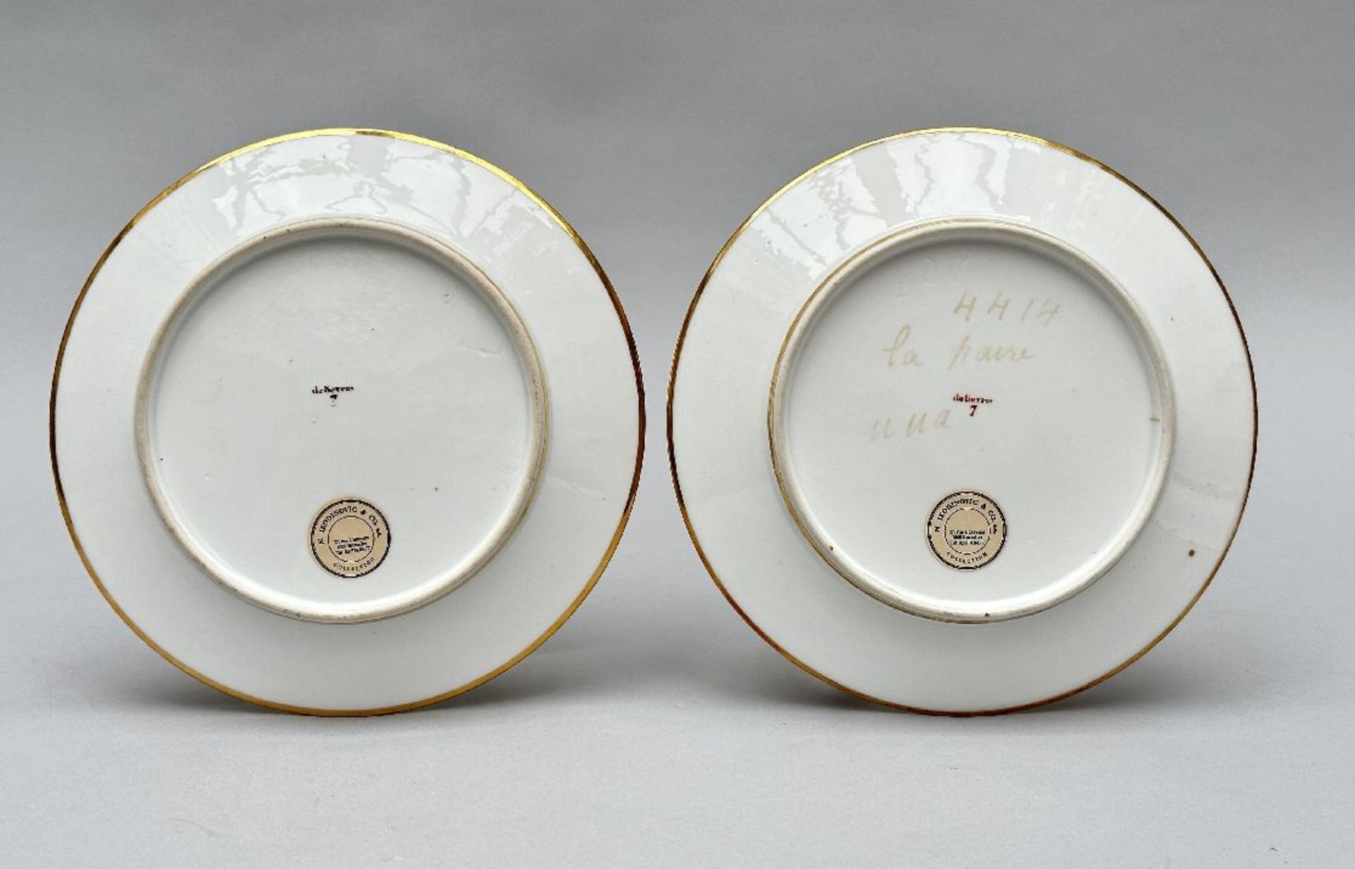 A pair of plates in Sèvres porcelain 'flowers', 19th century - Image 2 of 4