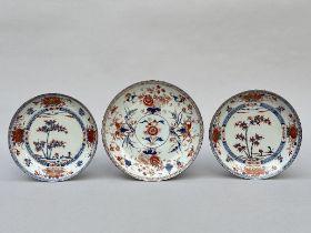 Collection of Imari porcelain: two deep dishes and a plate, 18th century