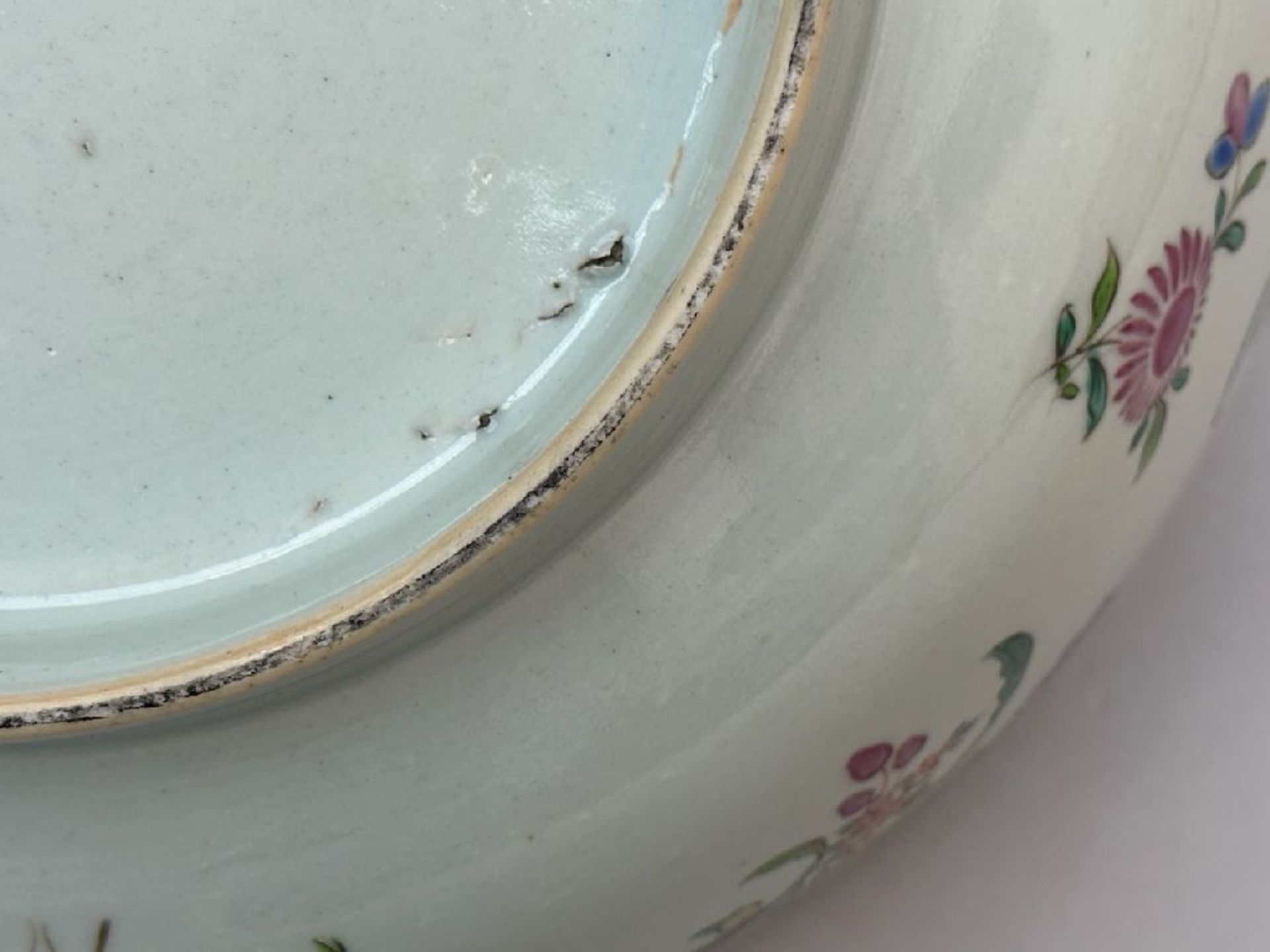 A large Chinese famille rose punch bowl 'flowers', 18th century - Image 8 of 8