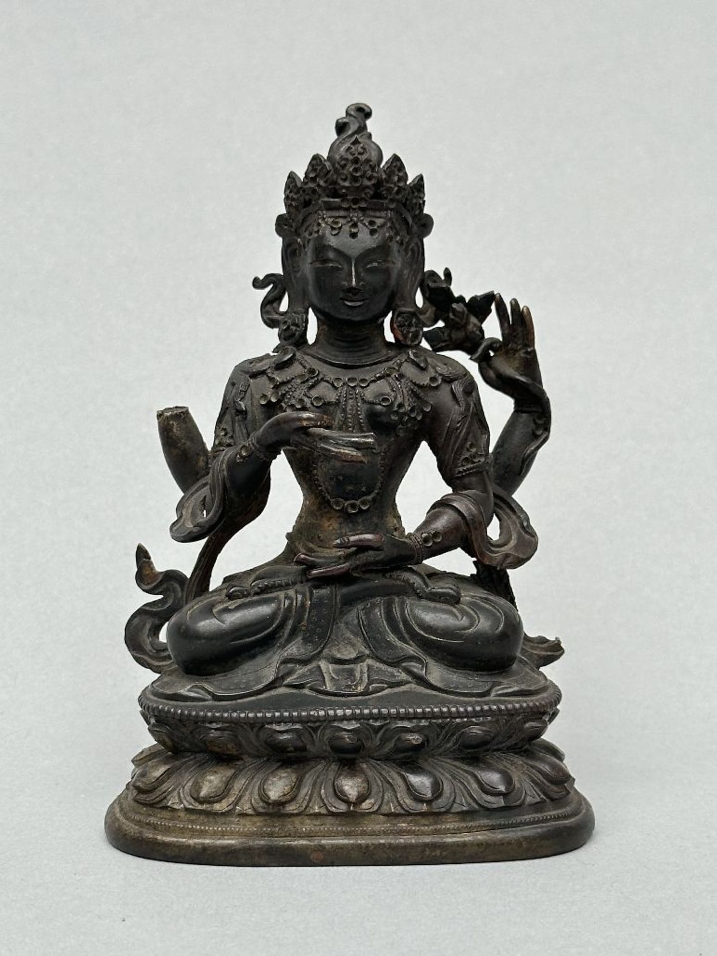 Bronze statue 'Bodhisattva', China or Mongolia 18th century (*) - Image 5 of 9