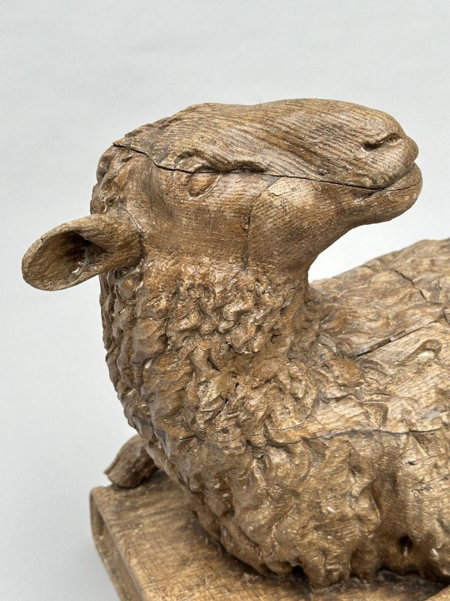 Statue in sculpted wood 'Lamb of God', 17th century - Image 2 of 5