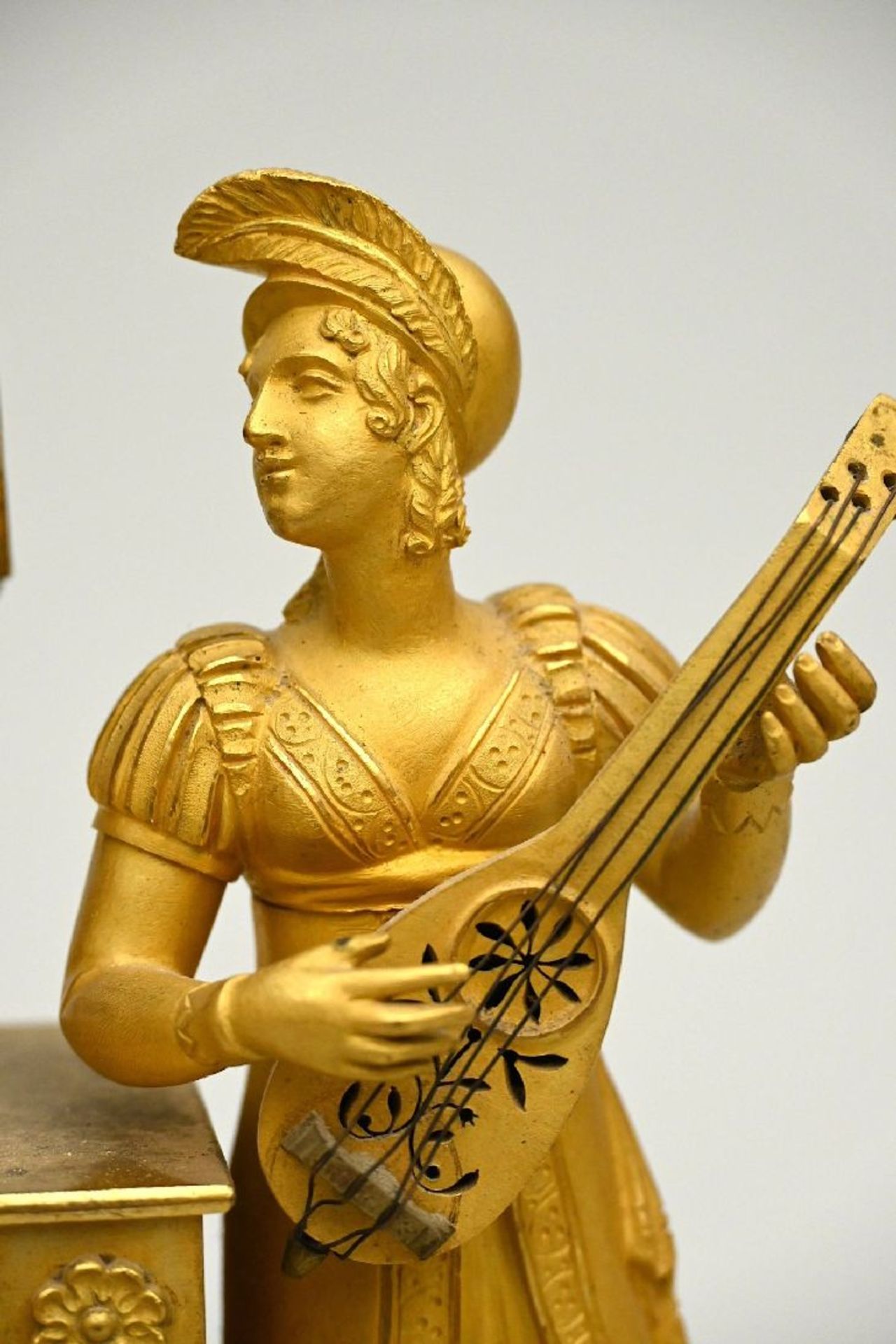 Empire clock in gilt bronze 'musicians' - Image 2 of 6