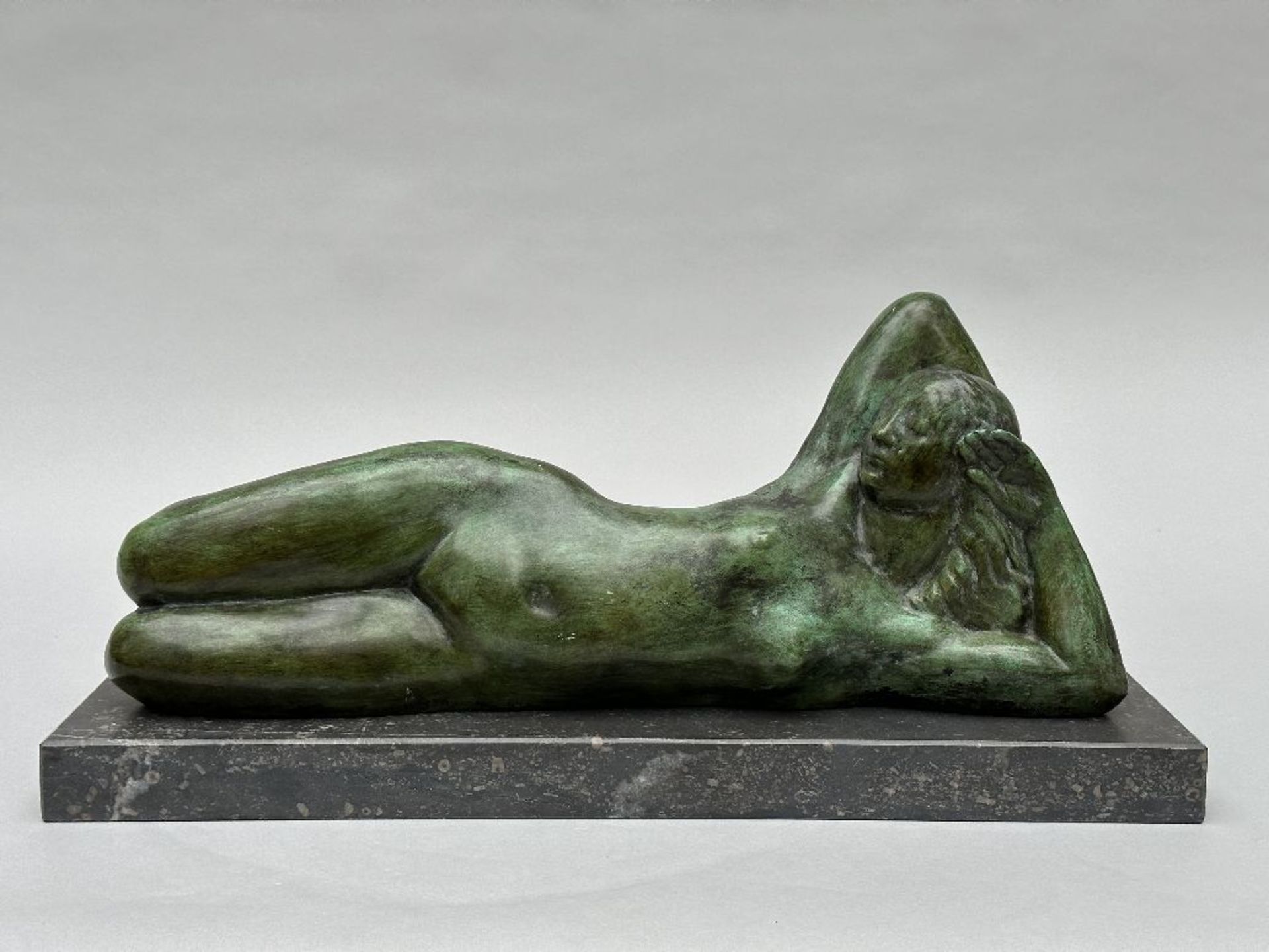 Geo Verbanck: bronze statue 'the sunbather' - Image 4 of 8