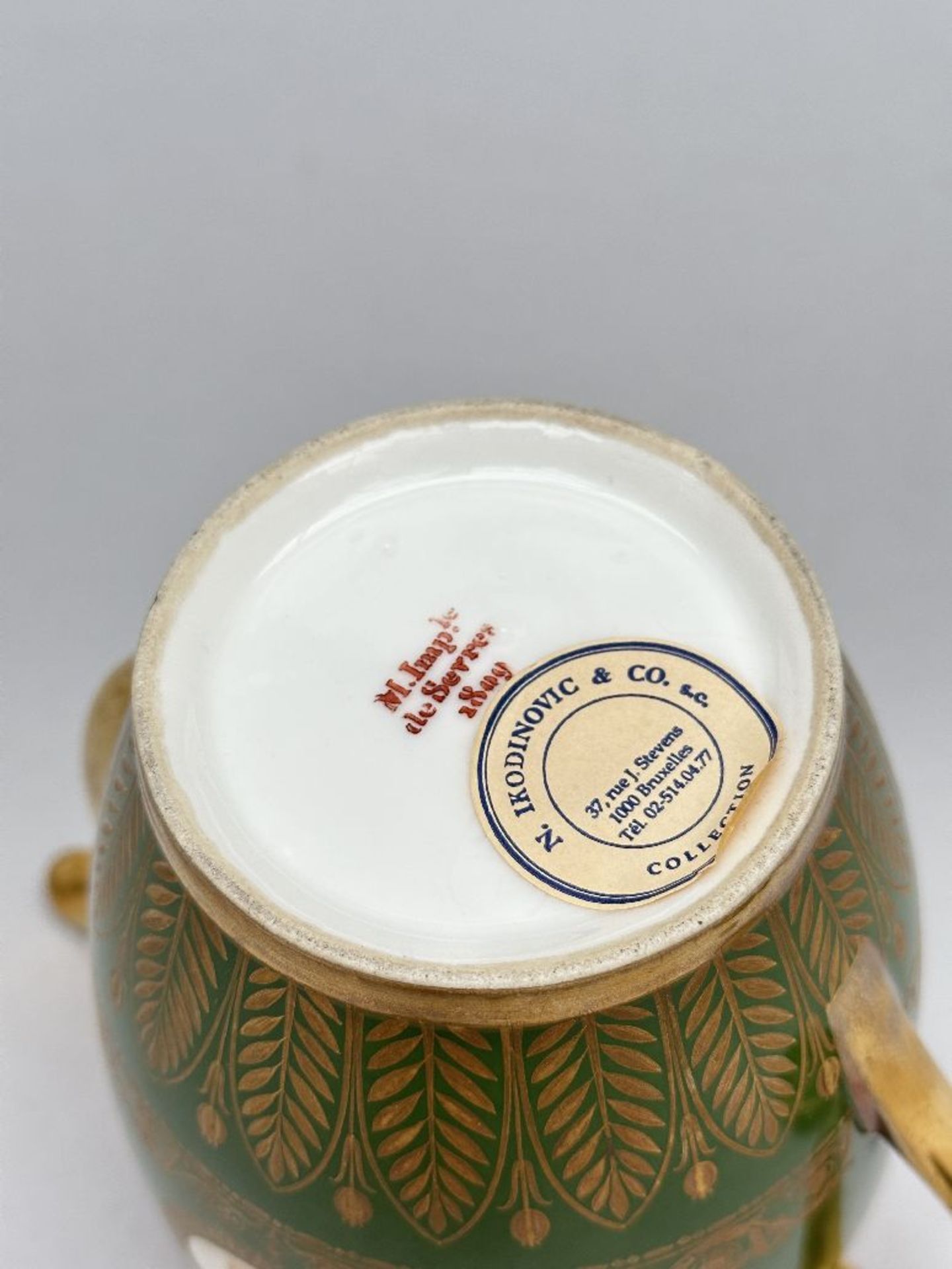 A fine paestum teapot in Sèvres porcelain 'cameos', 1809 - Image 8 of 9