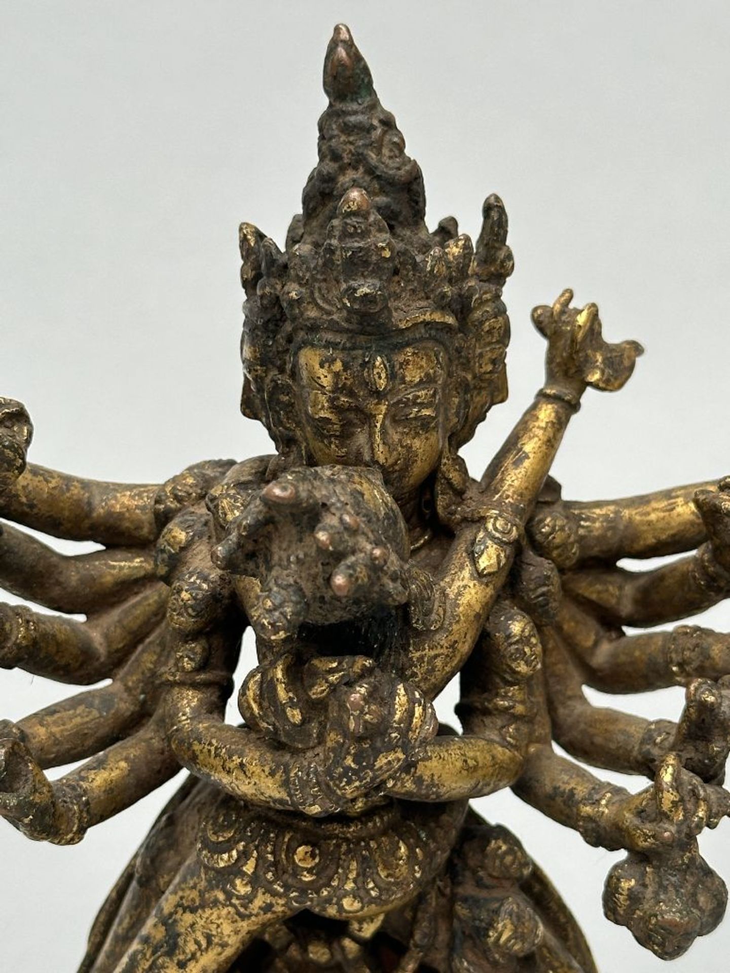 Nepalese statue in gilt bronze 'Chakrasamvara', 17th century - Image 7 of 9